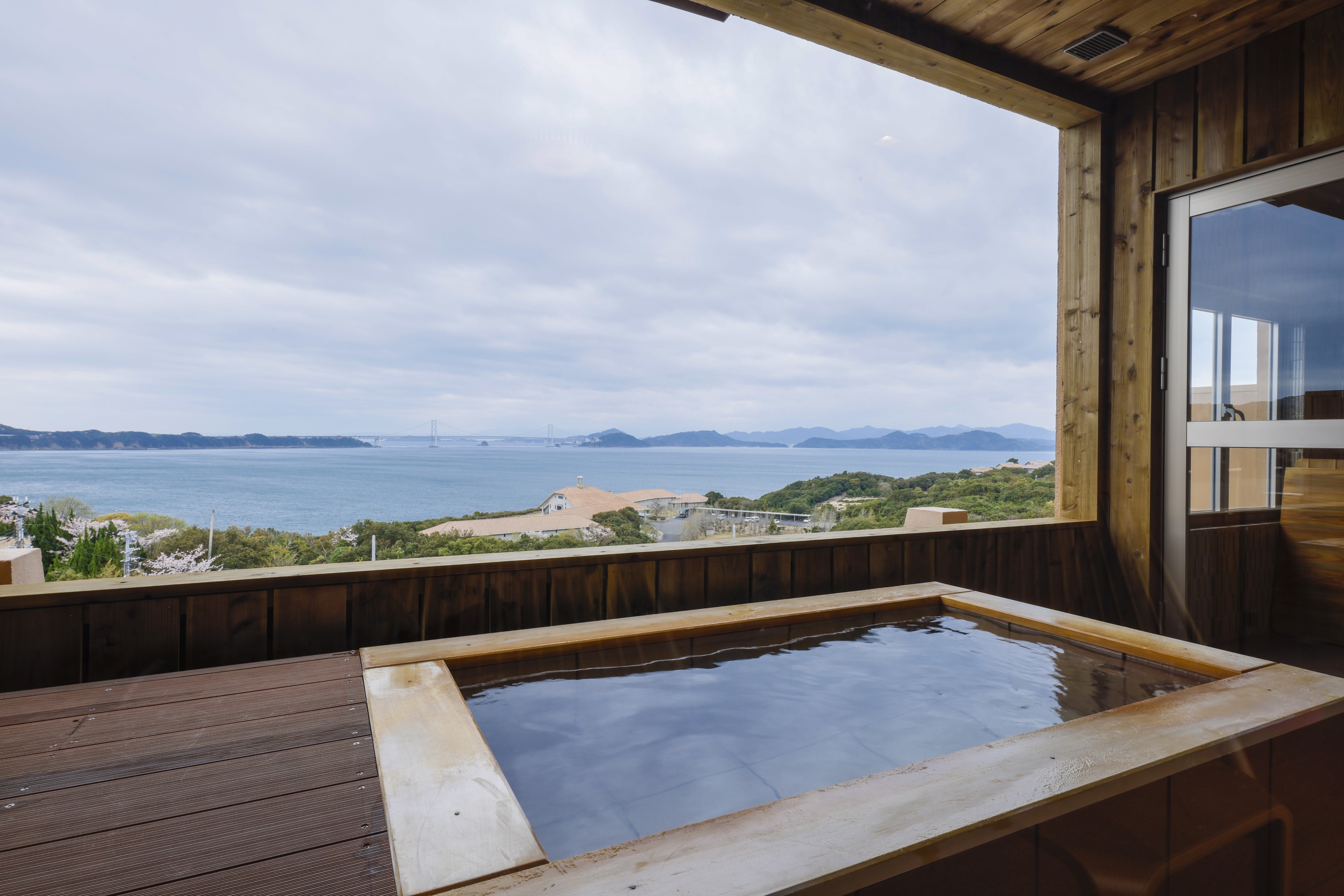 Misaki open-air bath