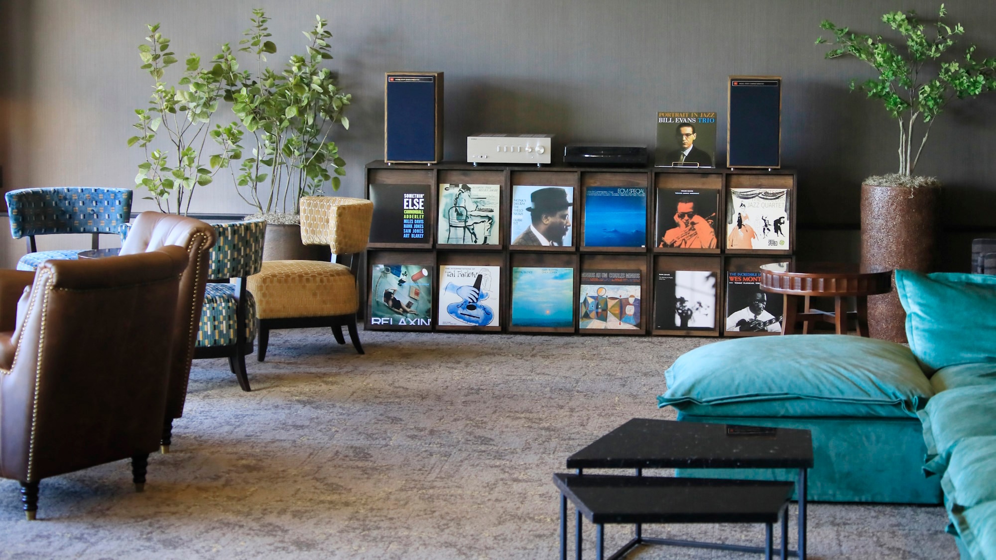 [休息室] 享受迎賓服務