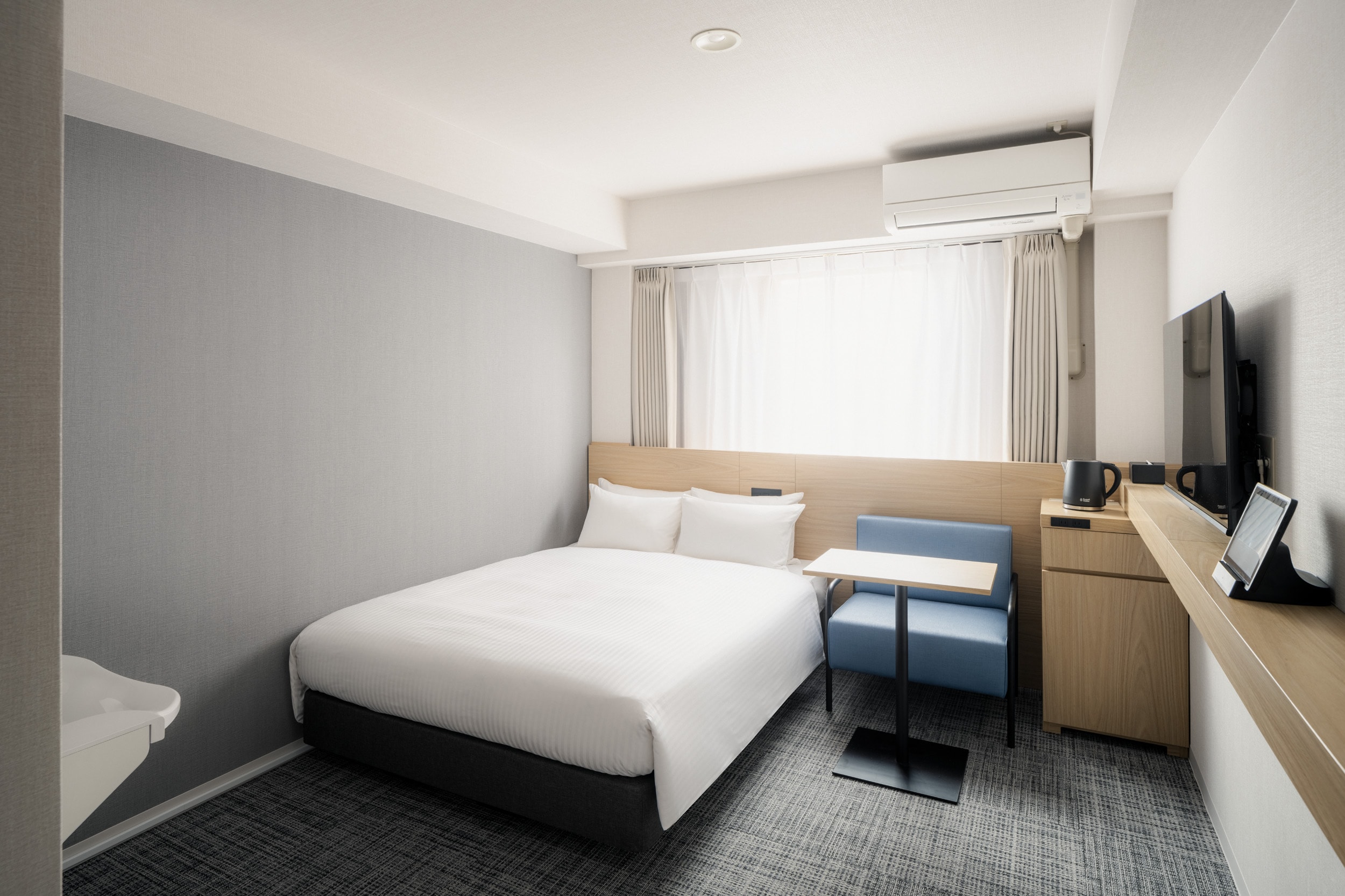 [Universal Room] 18m²/140cm wide Simmons bed