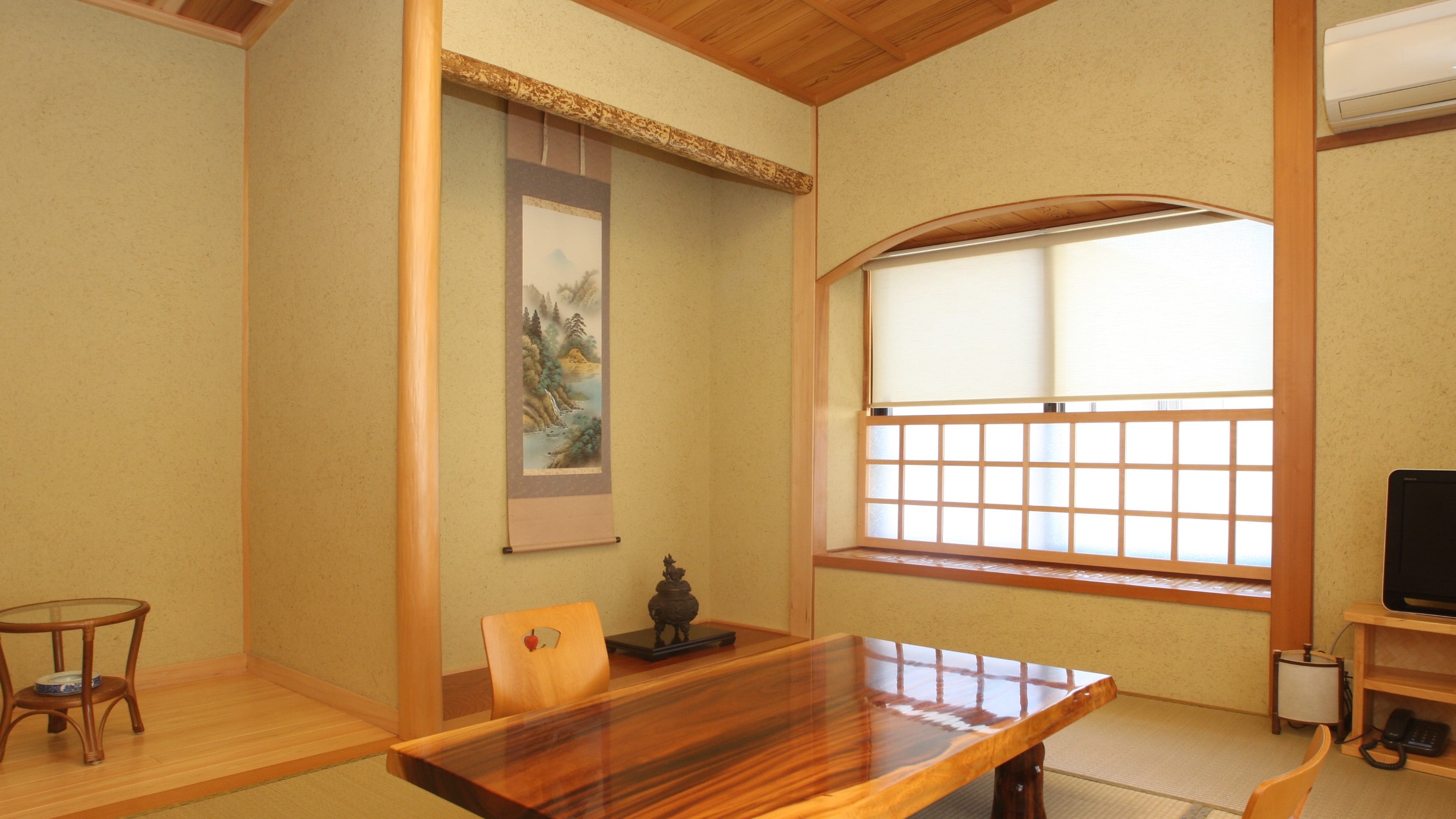 Room example B (with toilet washbasin massage chair)