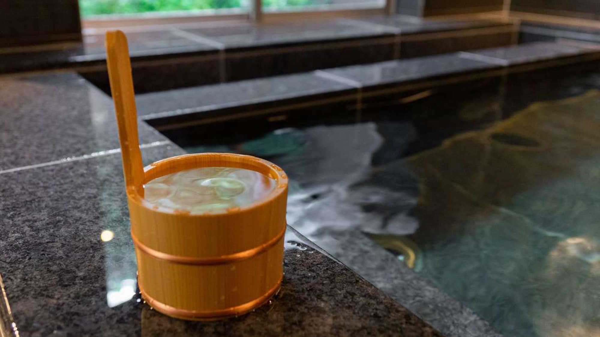 [Natural] Separate natural hot spring for men and women *Genji Tsubasa no Yu* Available any time from 3pm to 9am the following morning♪