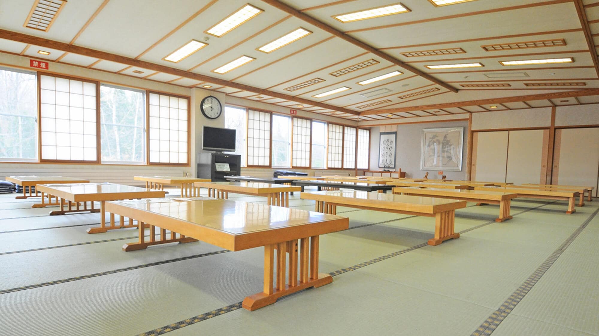 [Inside the facility] After bathing, you can relax in the rest area.