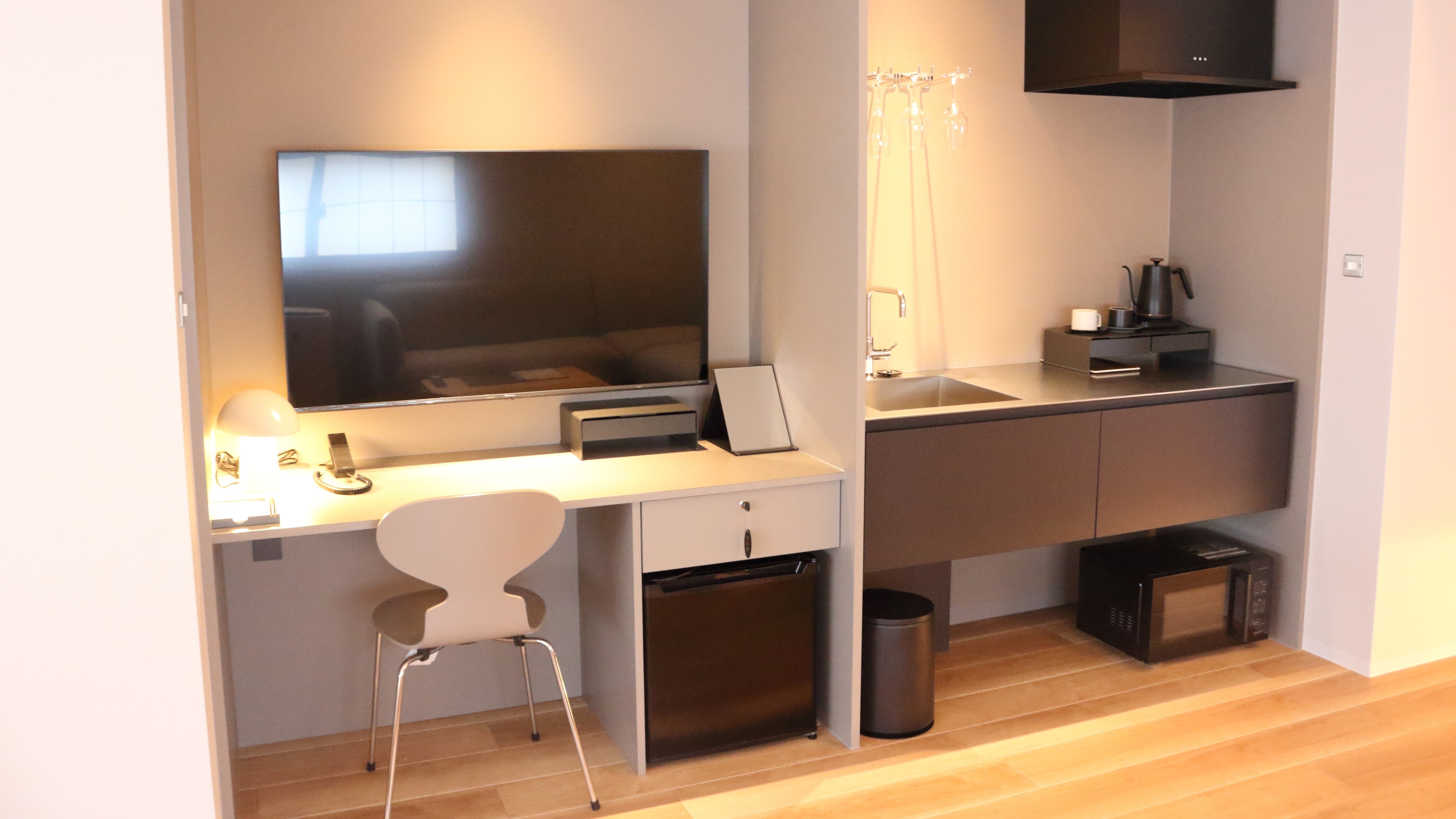 Sakura House Suite/Kenzanzakura ~ Dapur/Ruang Kerja
