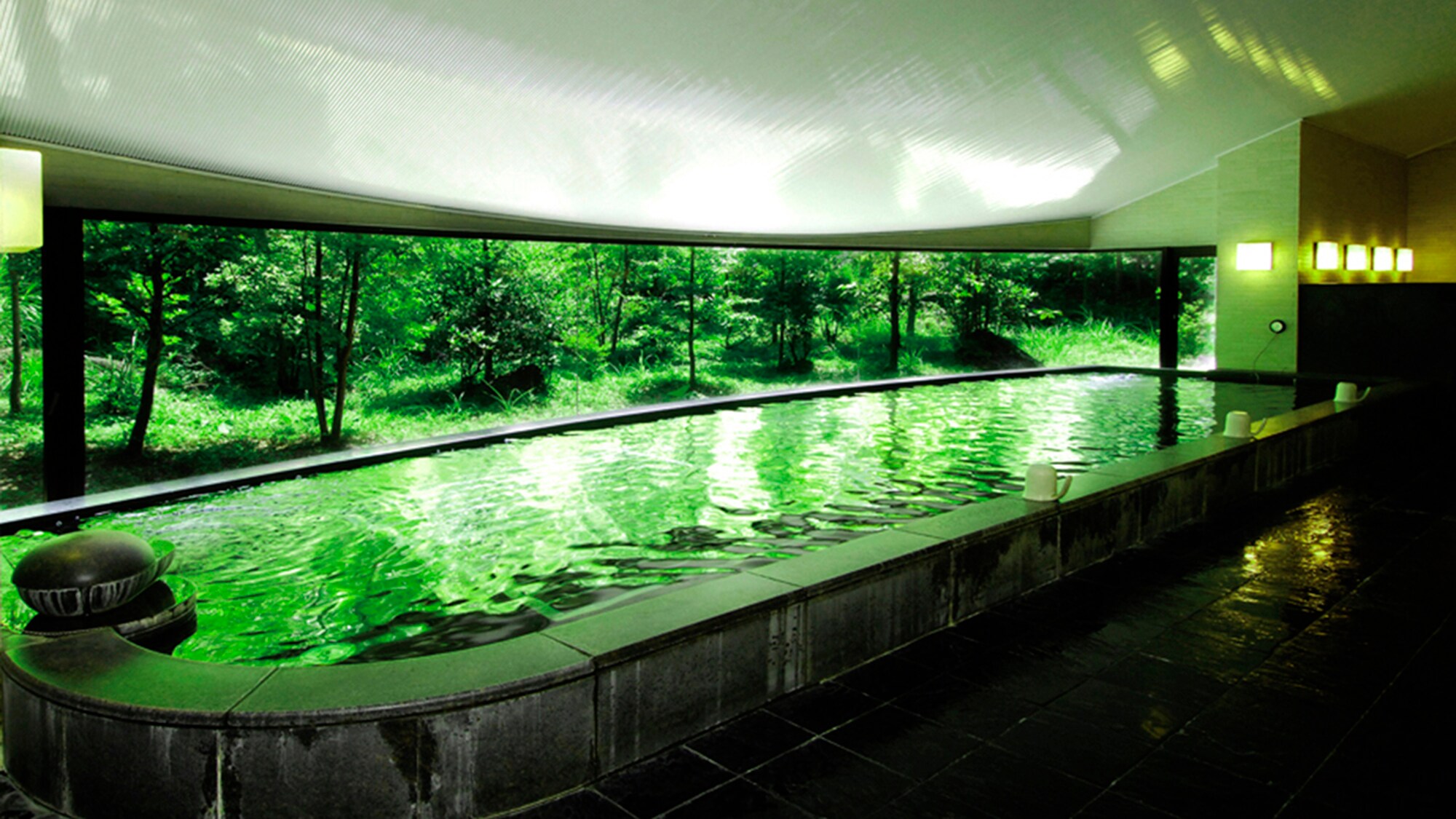 ・Large public bath: Located in the clubhouse. Come and relax after a day of travel or golf.