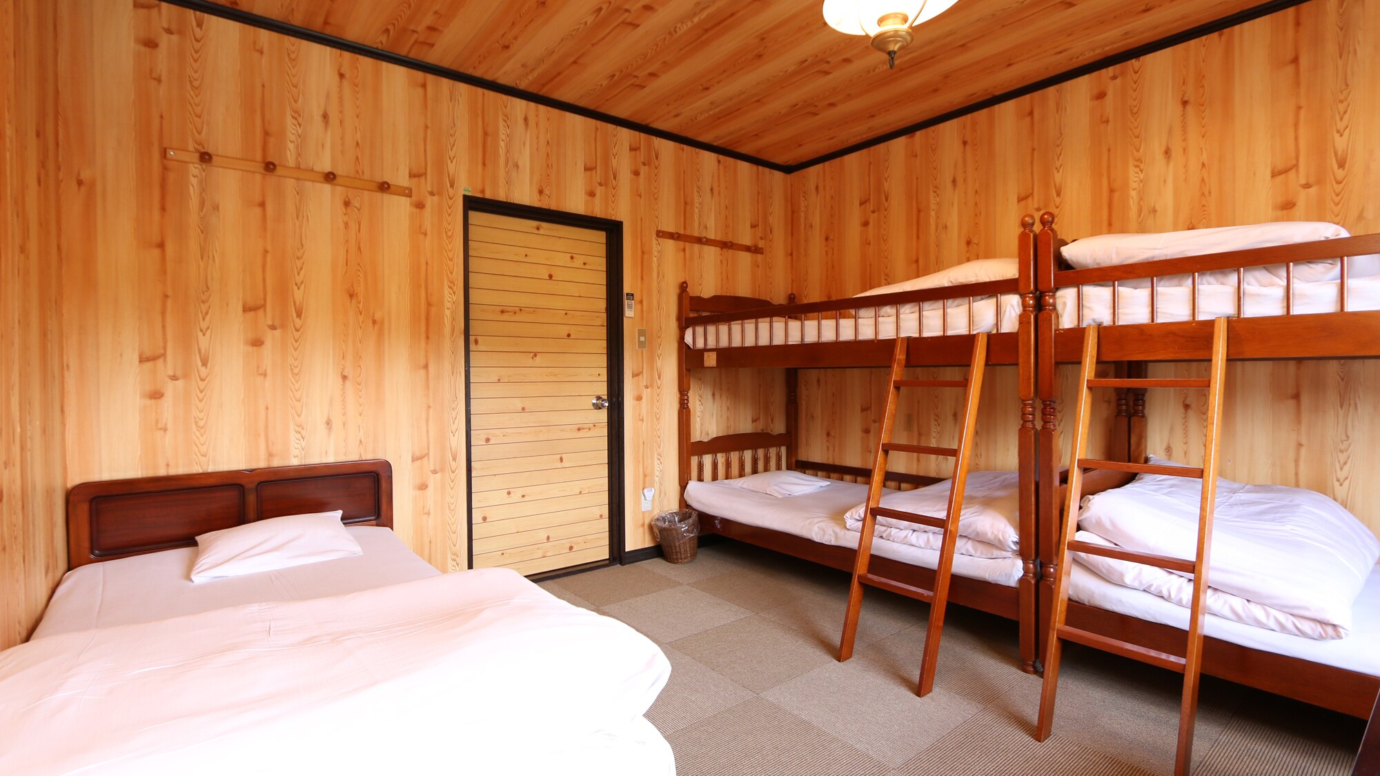 Western-style bedroom