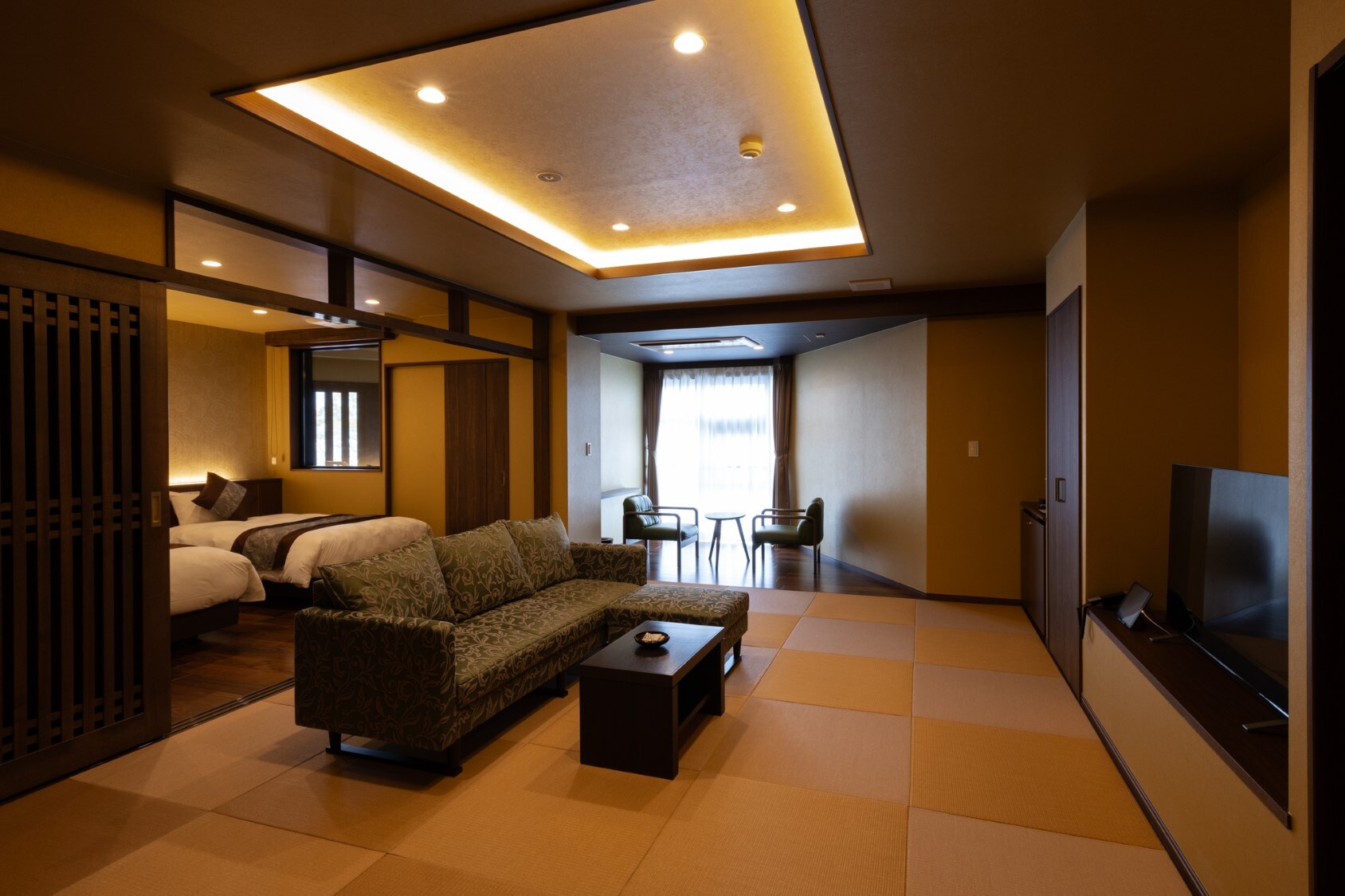 Renovated in March 2024, modern Japanese-Western style room with open-air bath♪ "Awabeni Fuji"