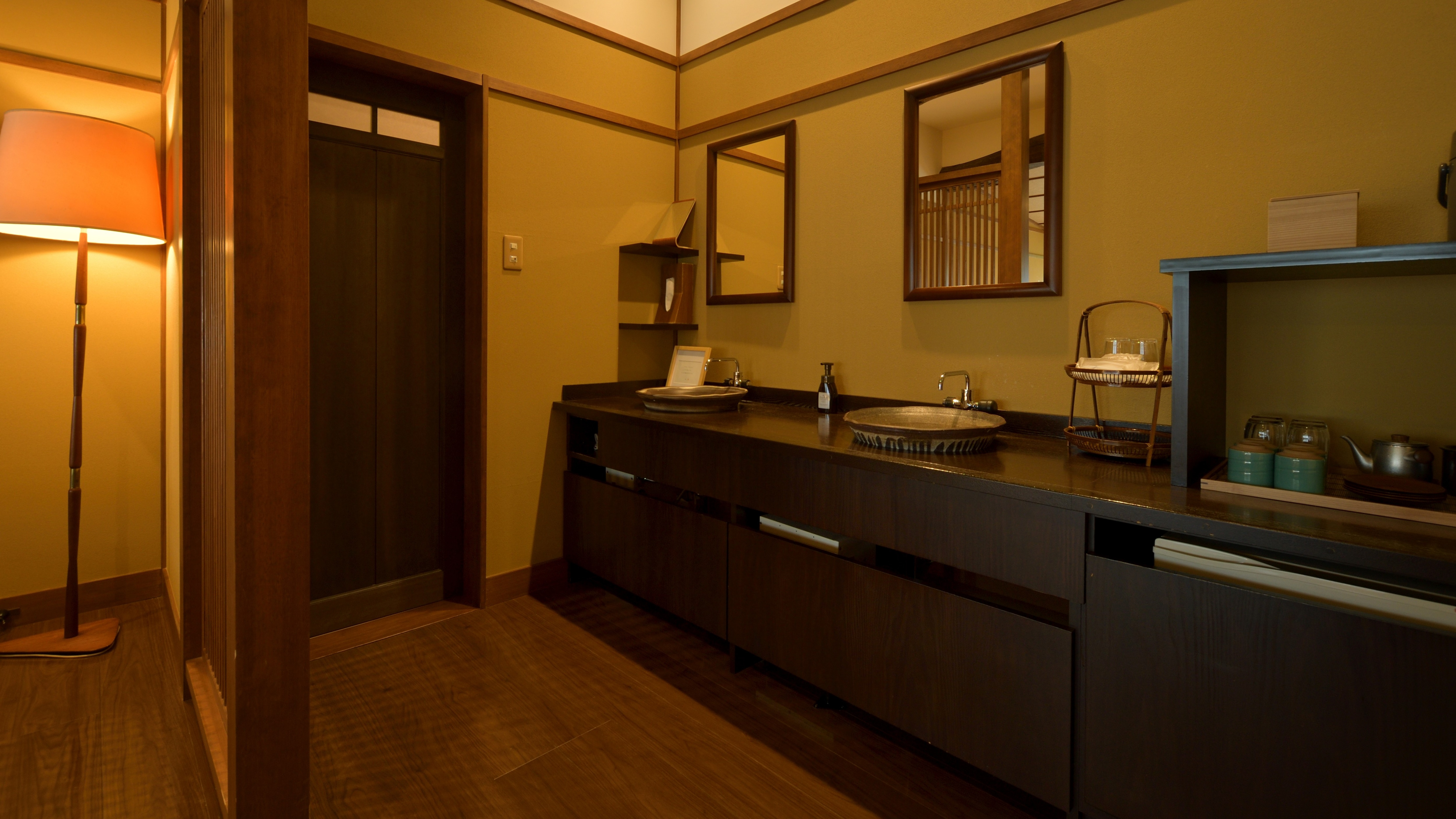 Kumoi washroom*