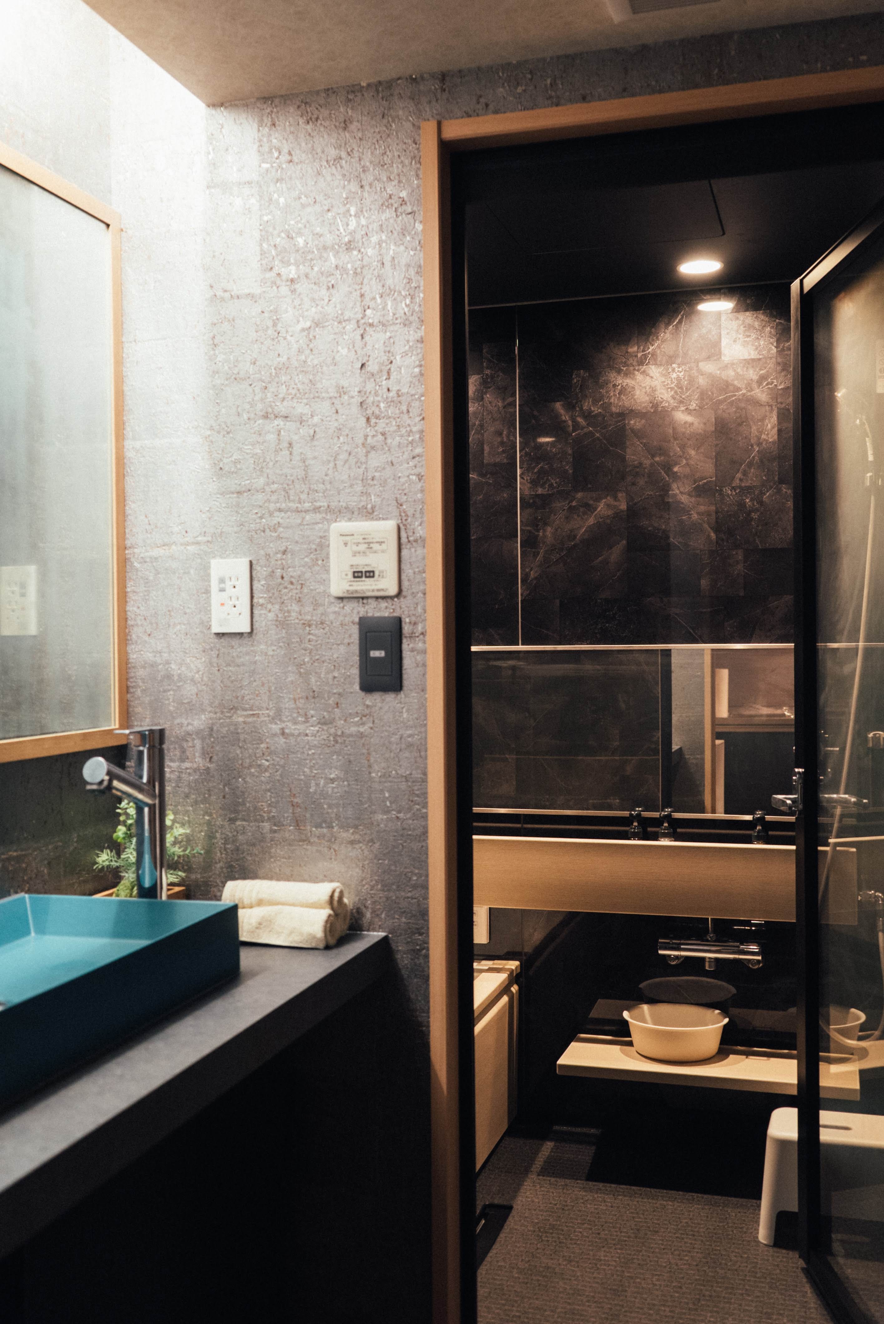 Bathtub