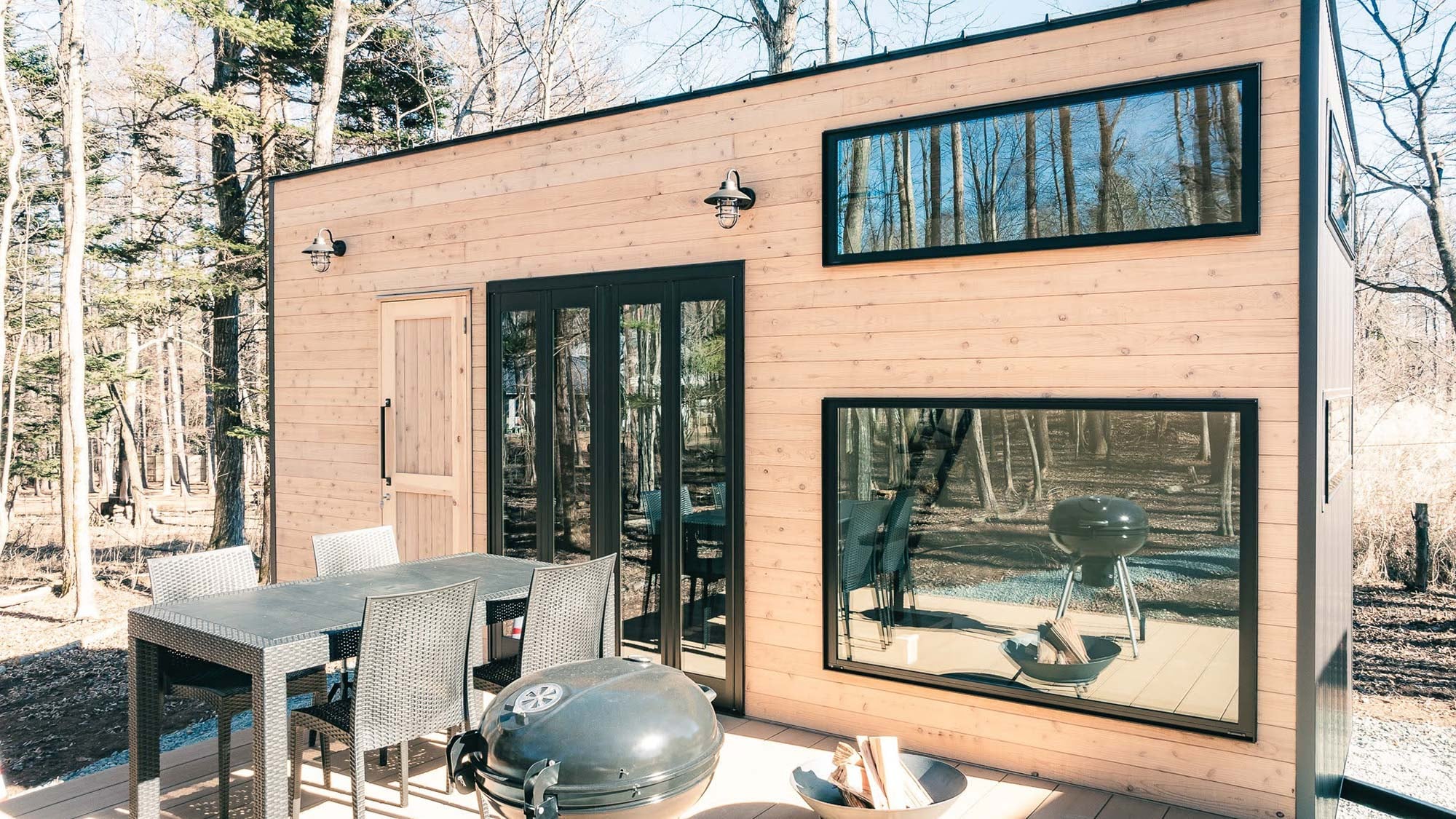 ・[Trailer house/Exterior] You can experience a comfortable stay that is different from conventional trailer houses.