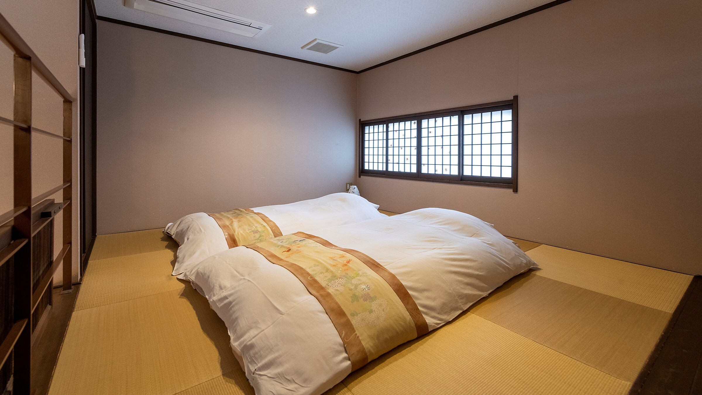 Guest Room [Juurokuka Sakura]