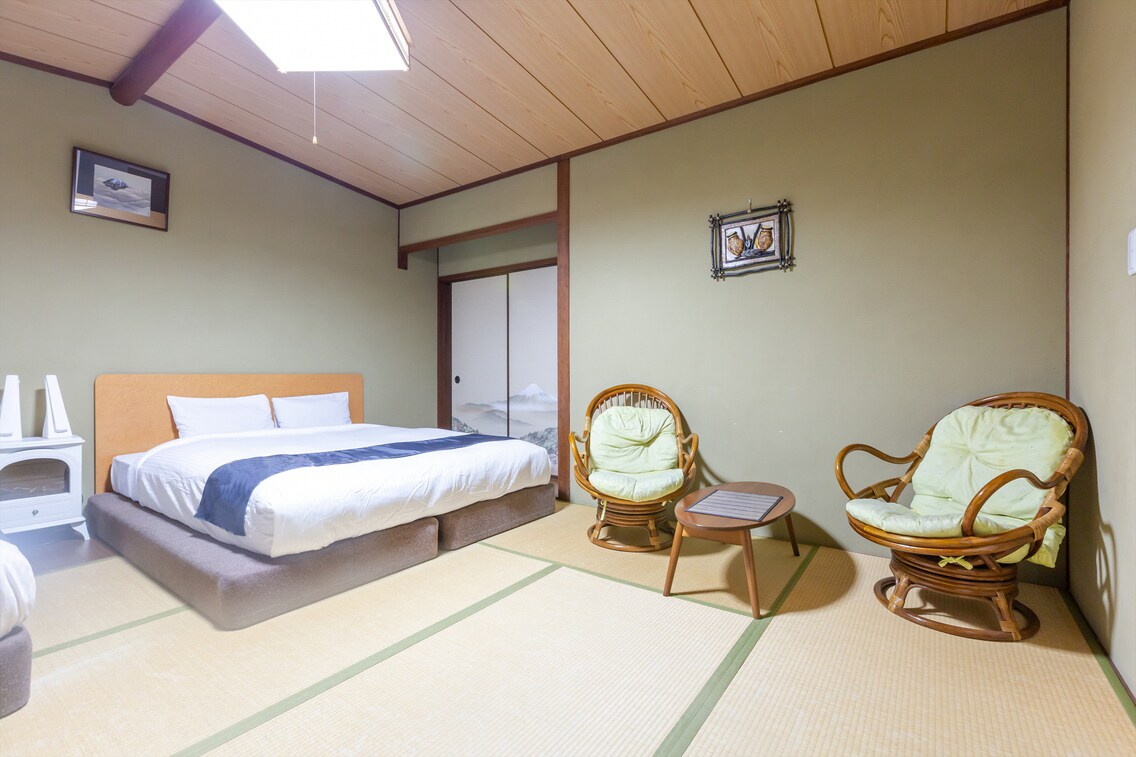 Triple room
