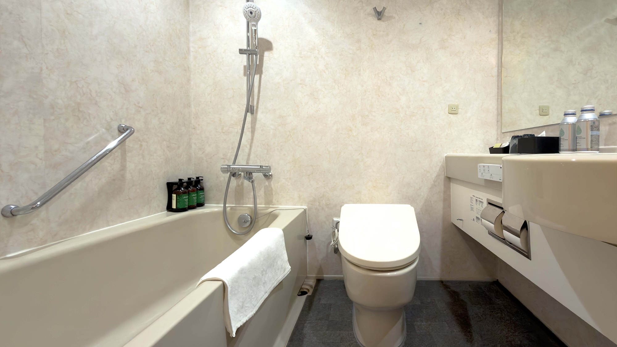 ห้องน้ำ [ห้องพักแขกที่ได้รับการปรับปรุงใหม่]