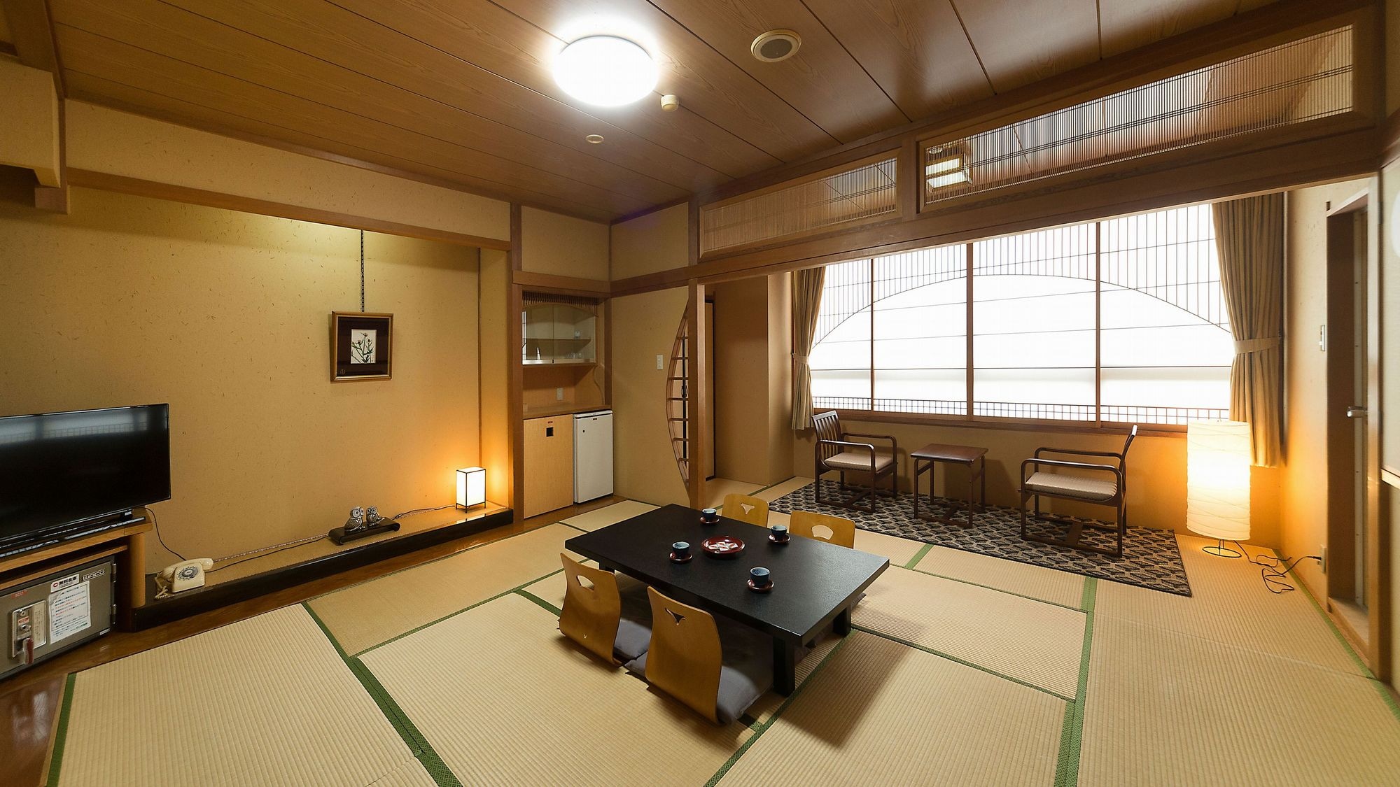 【일본식 방】 인원수에 맞는 넓이의 방을 준비하고 있습니다.