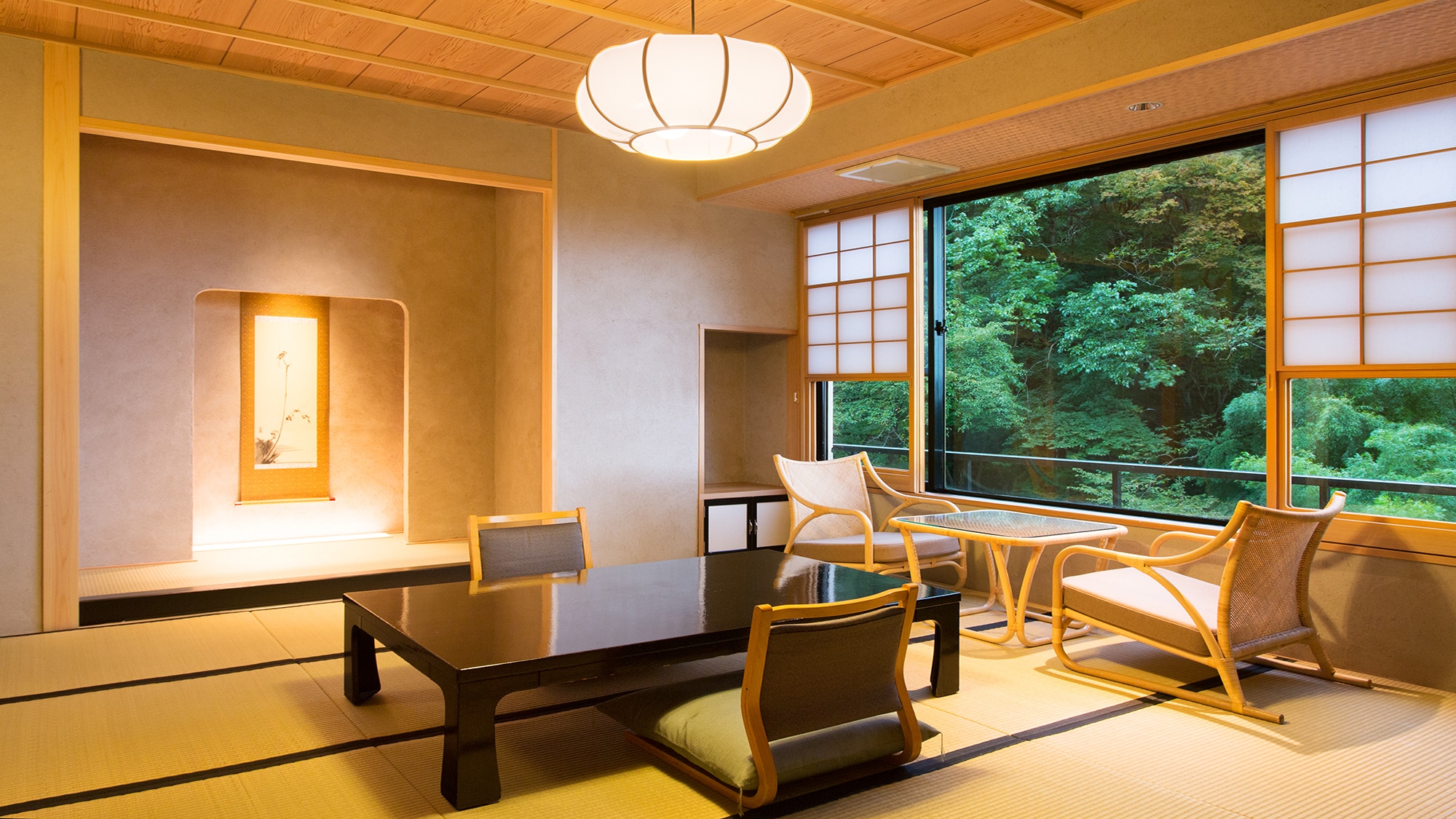 An image of a Japanese-style room with a view "Musoan Guest Room"♪