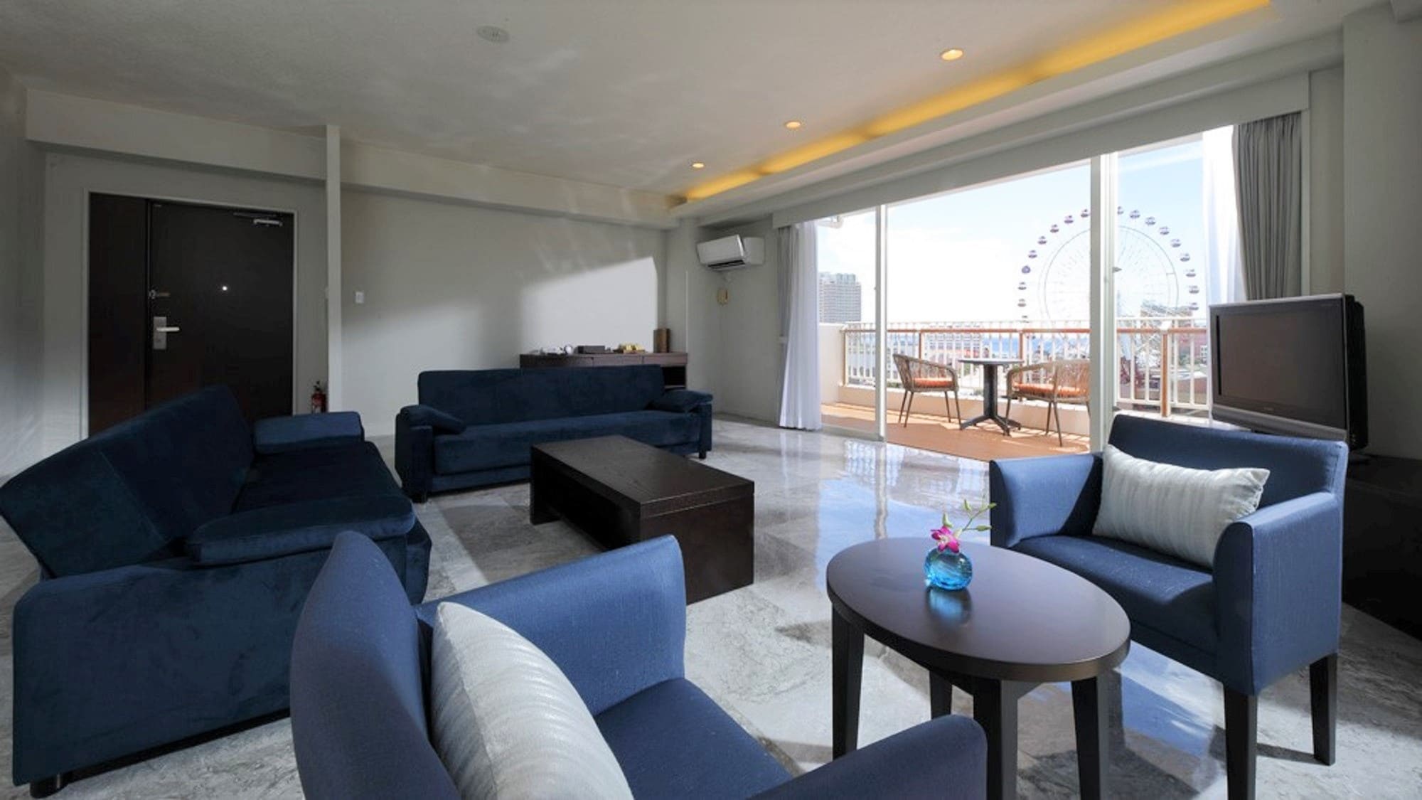 [Premium Suite] Fully renewed in August 2019 ☆ All suites are 100 square meters.
