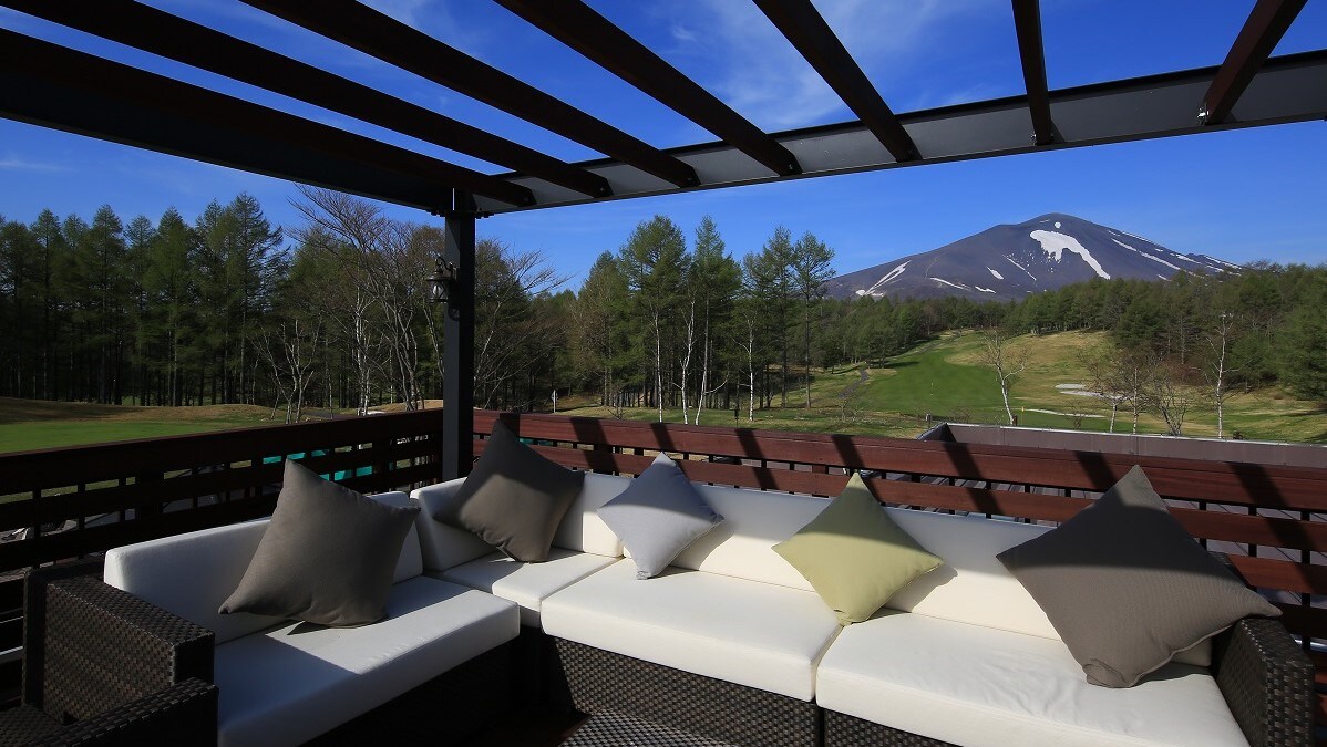 Breakfast Restaurant/Clubhouse Restaurant (Terrace)
