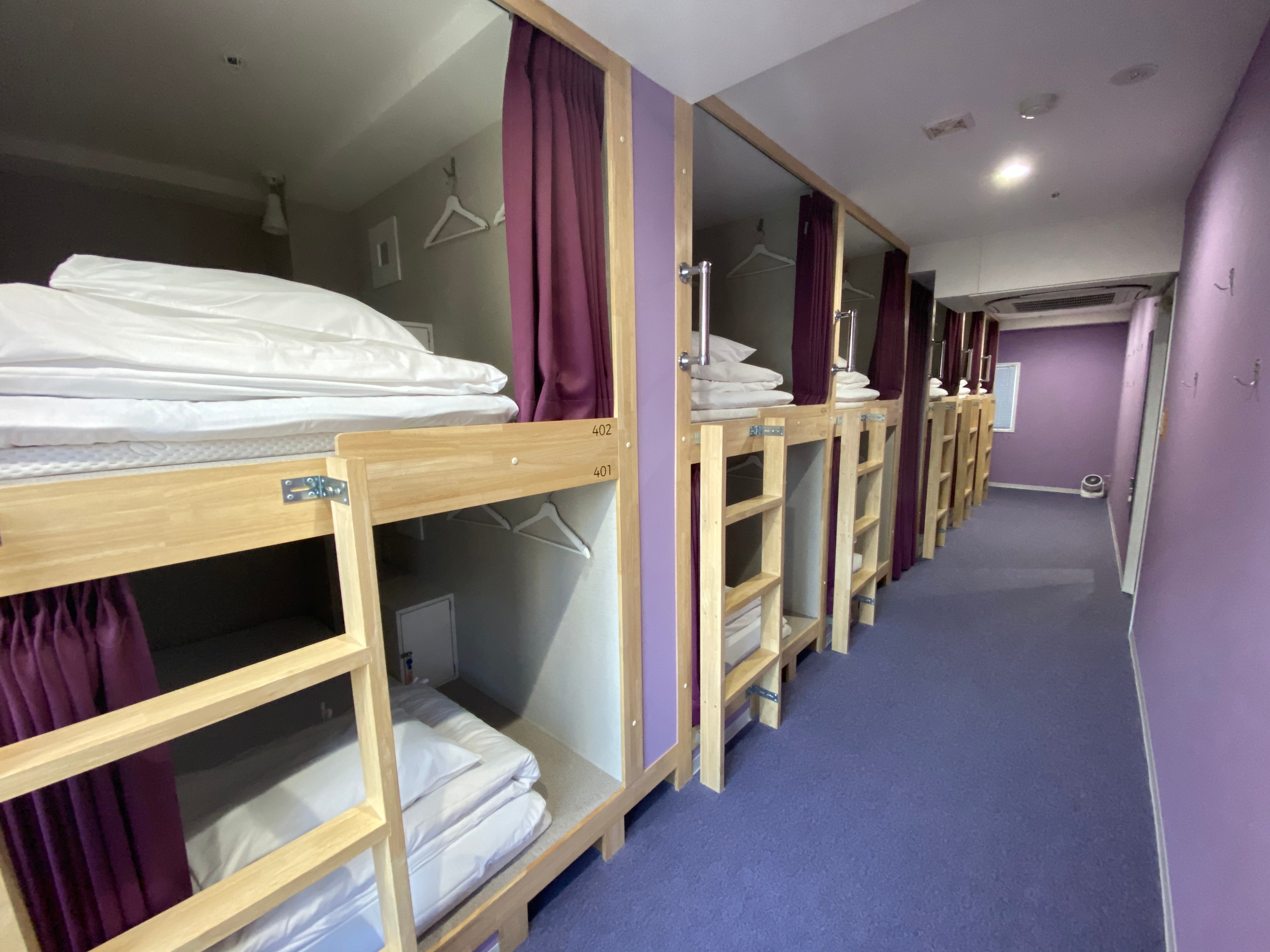 Unisex dormitory room