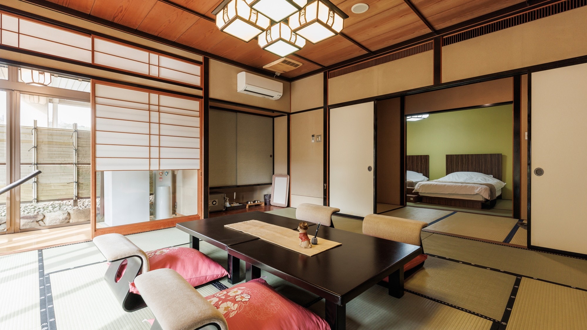[Japanese-style guest room with semi-open-air bath and bed] Opening in March 2024!