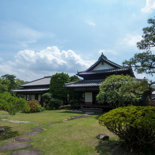 Inaba Family Bettei (Inaba Family Residence) / Approximately 20 minutes by car from the hotel