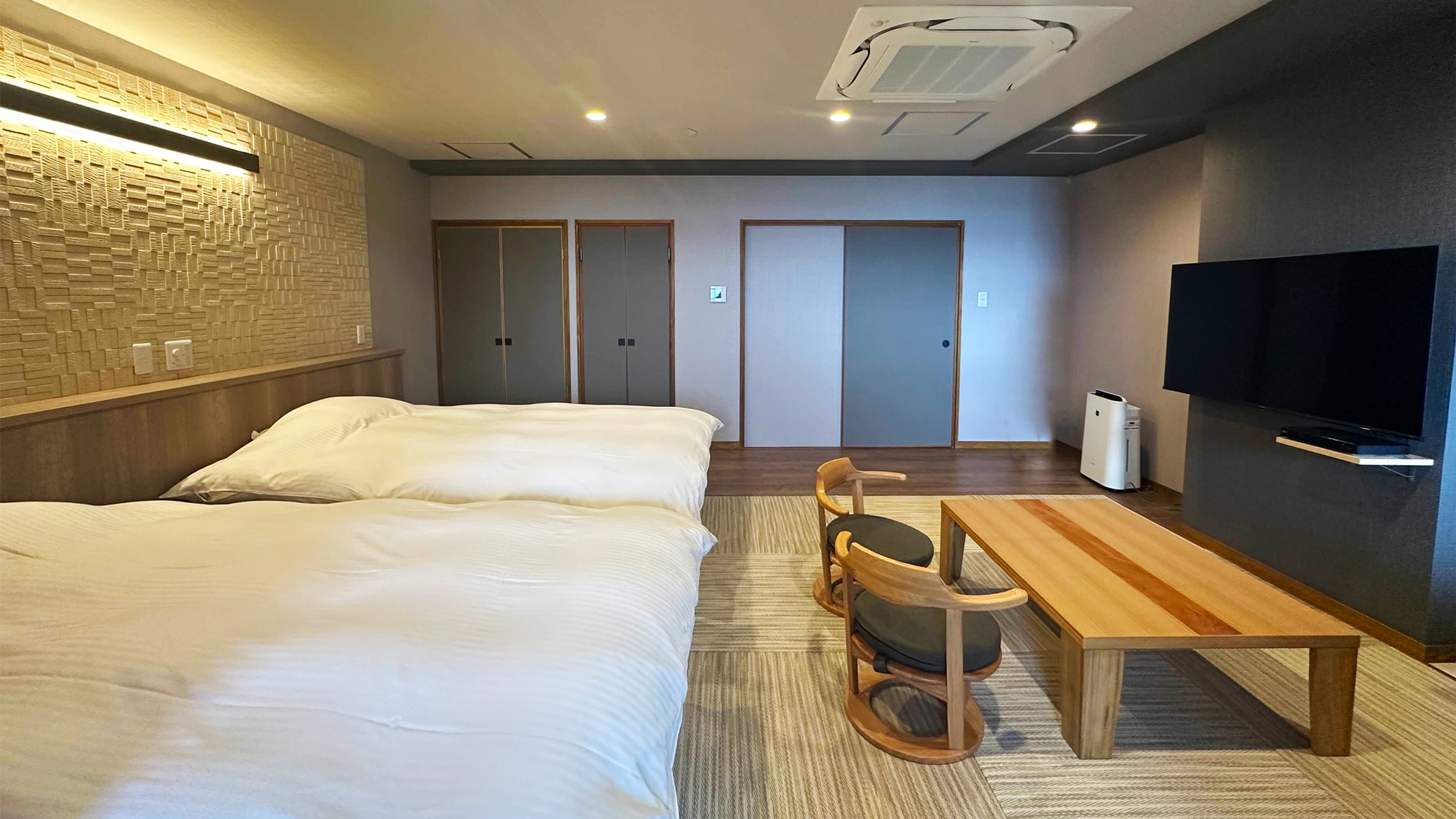 ■Rooms with open-air baths/Japanese-Western room [Ominaeshi]■ *Renovated in October 2024 (rooms and part of the open-air bath will be renovated)
