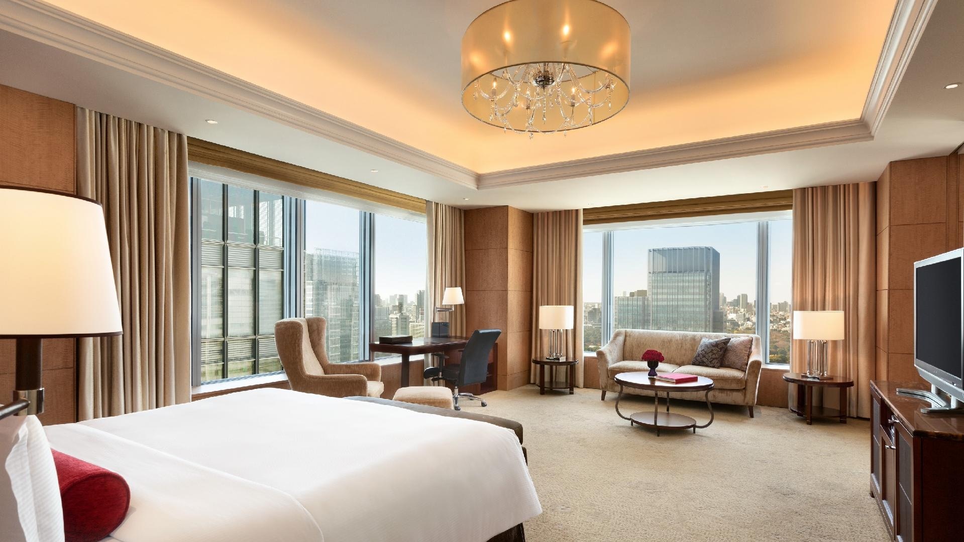 Premier Suite (Room Type Leave Twin or King)