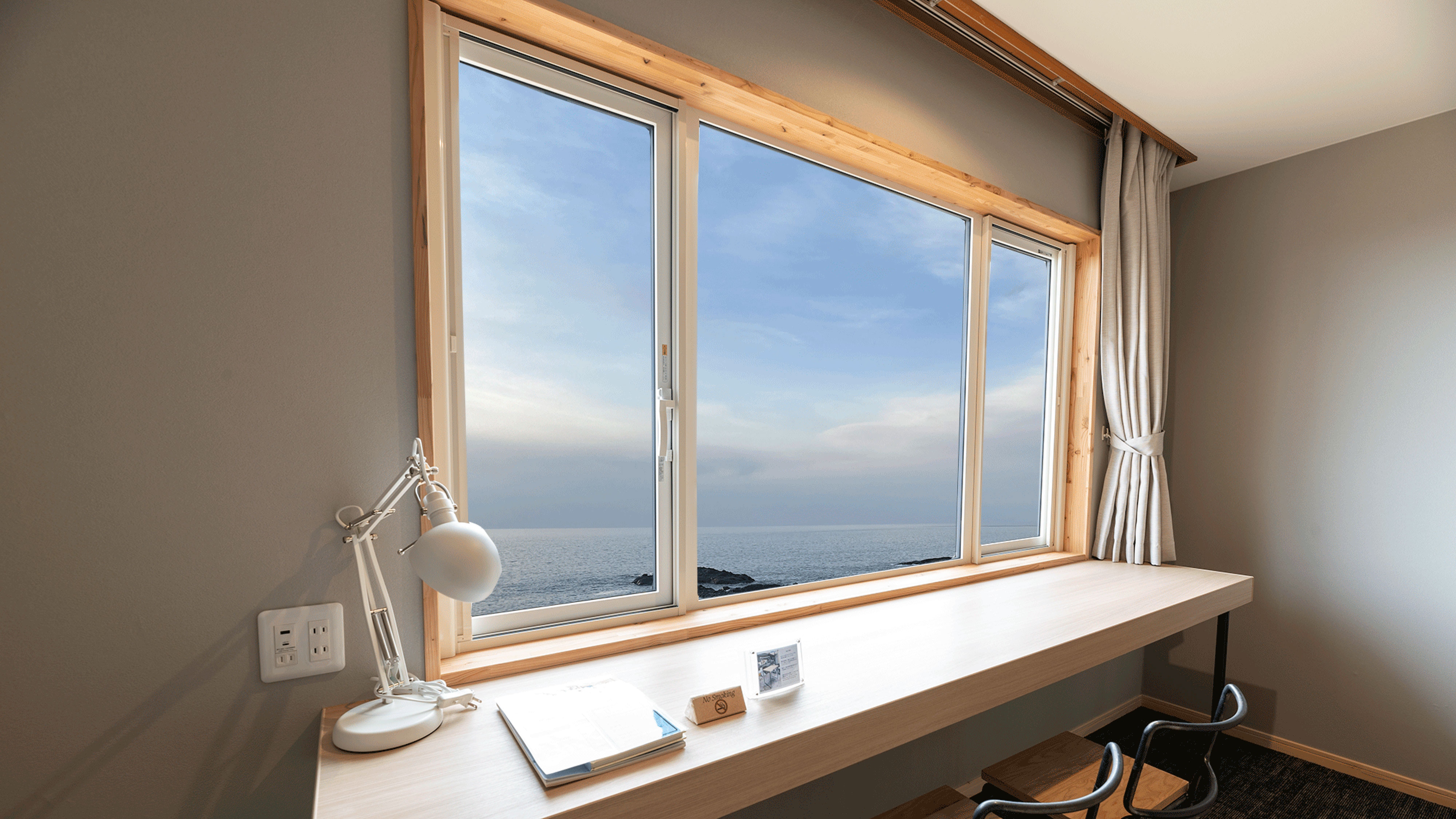 Japanese style room 2nd floor ocean view (window)