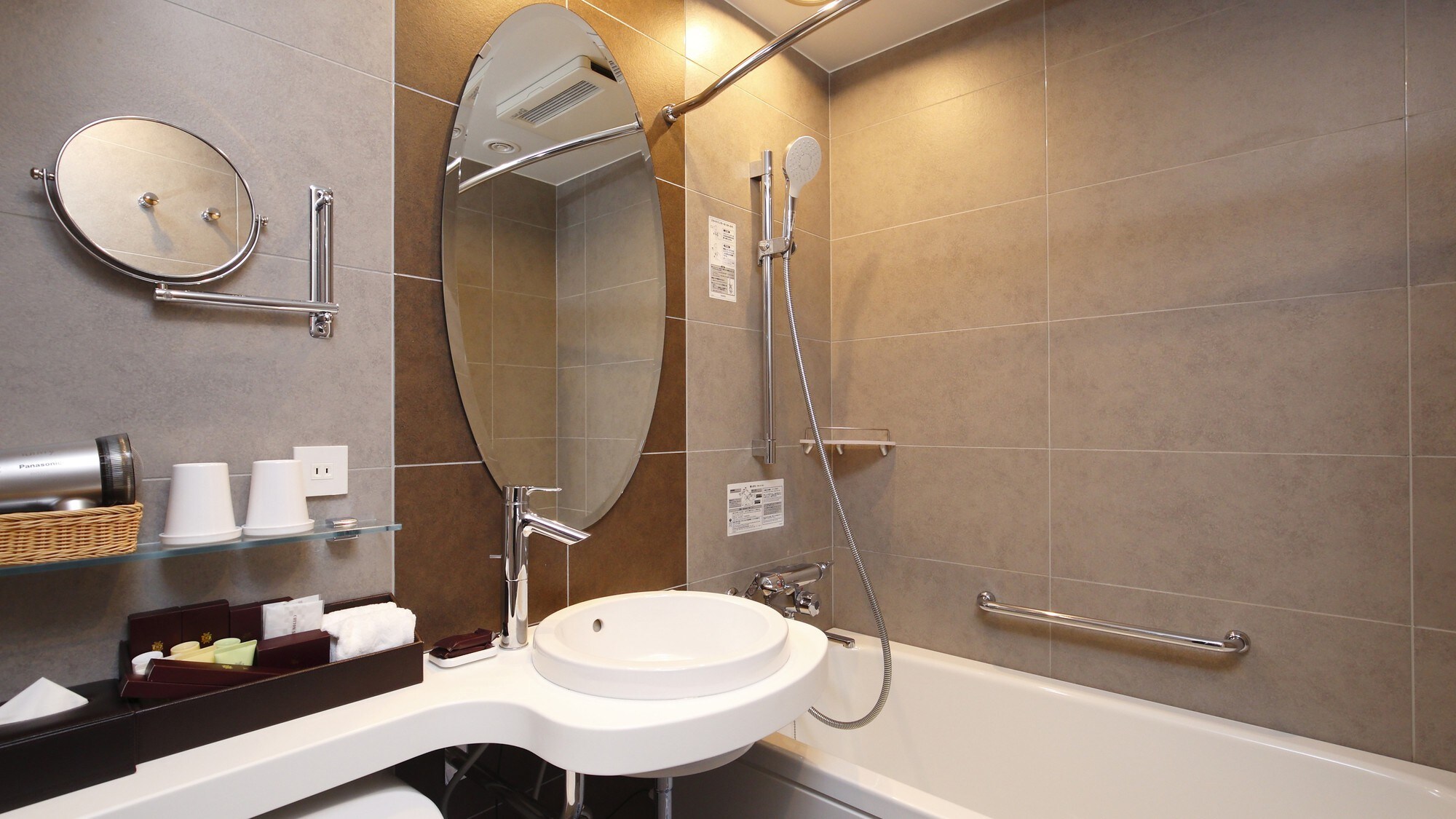 Main building standard twin room 21.8 square meters