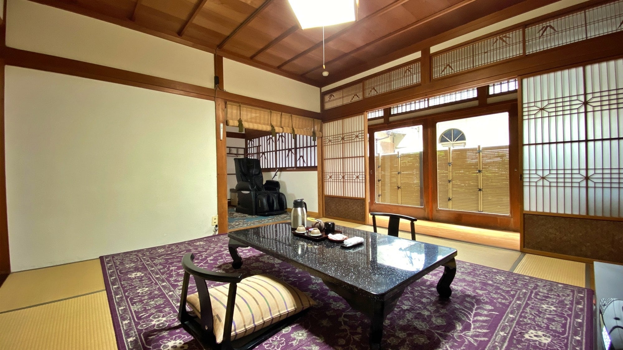 [Kyoto style/wooden house] Special room | 8 tatami mats + bedroom + massage machine