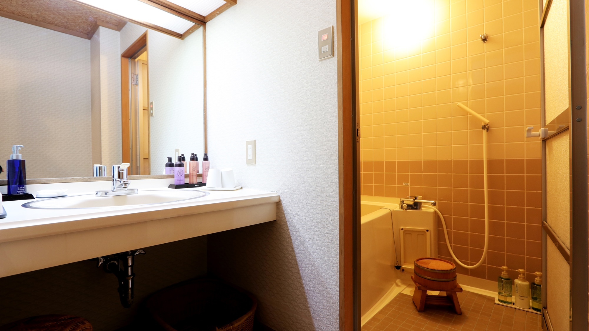 *Chikuma_Guest room bath