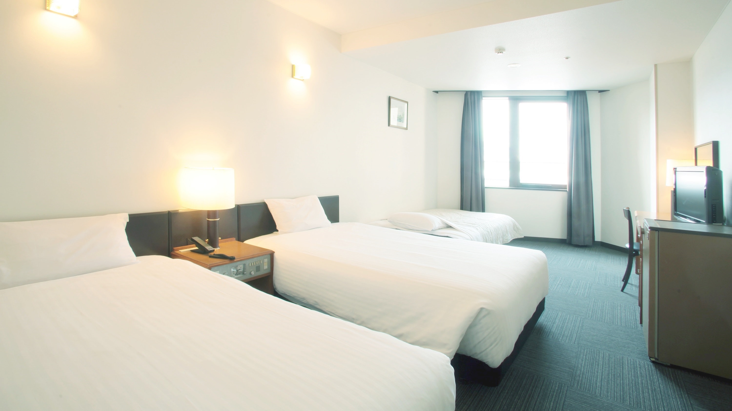 ■ Triple room ■ Spacious 23.4㎡ ～ / 3 people available!
