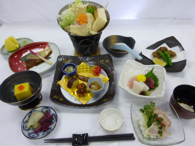 Contoh makan malam