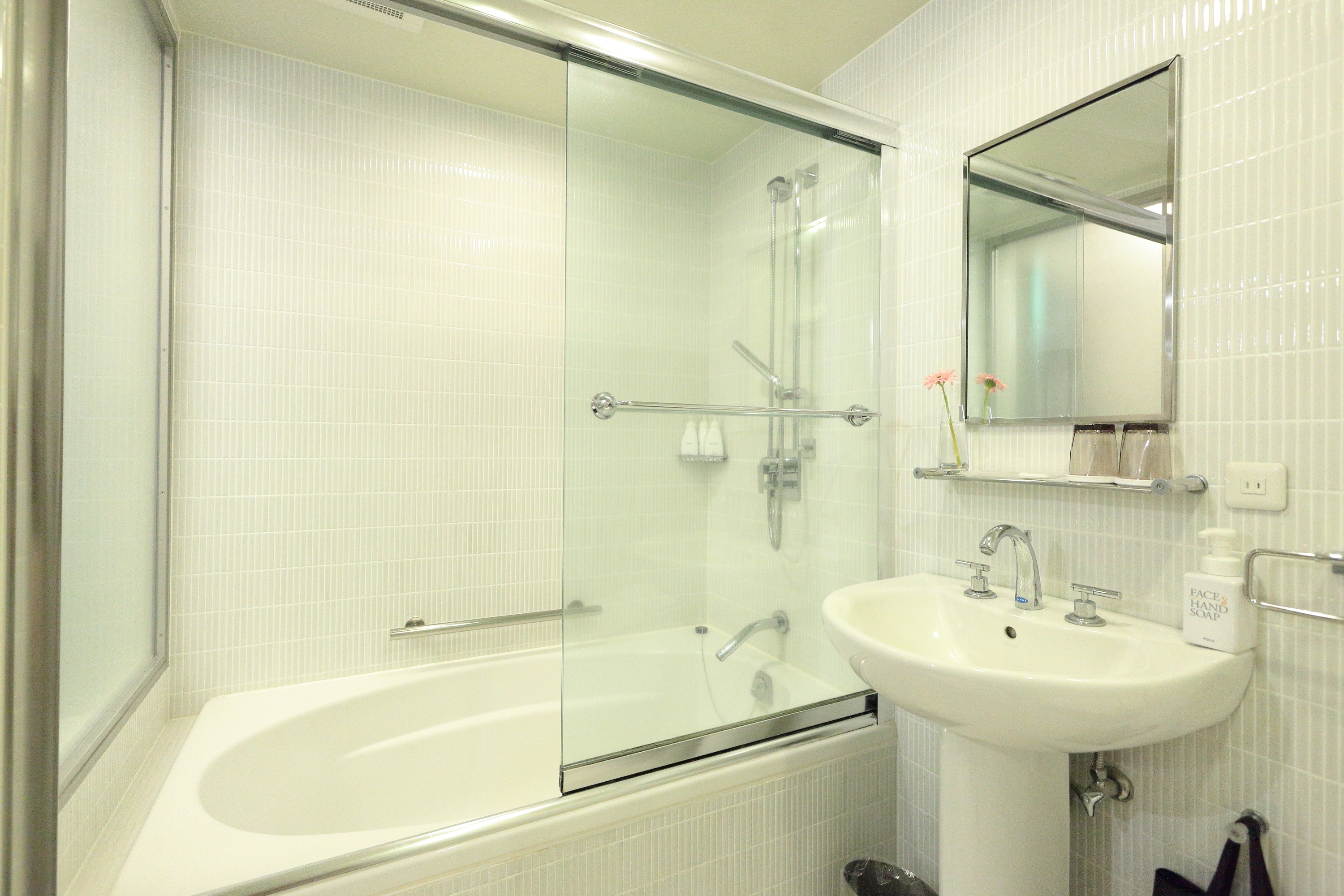 浴室（帶浴缸）