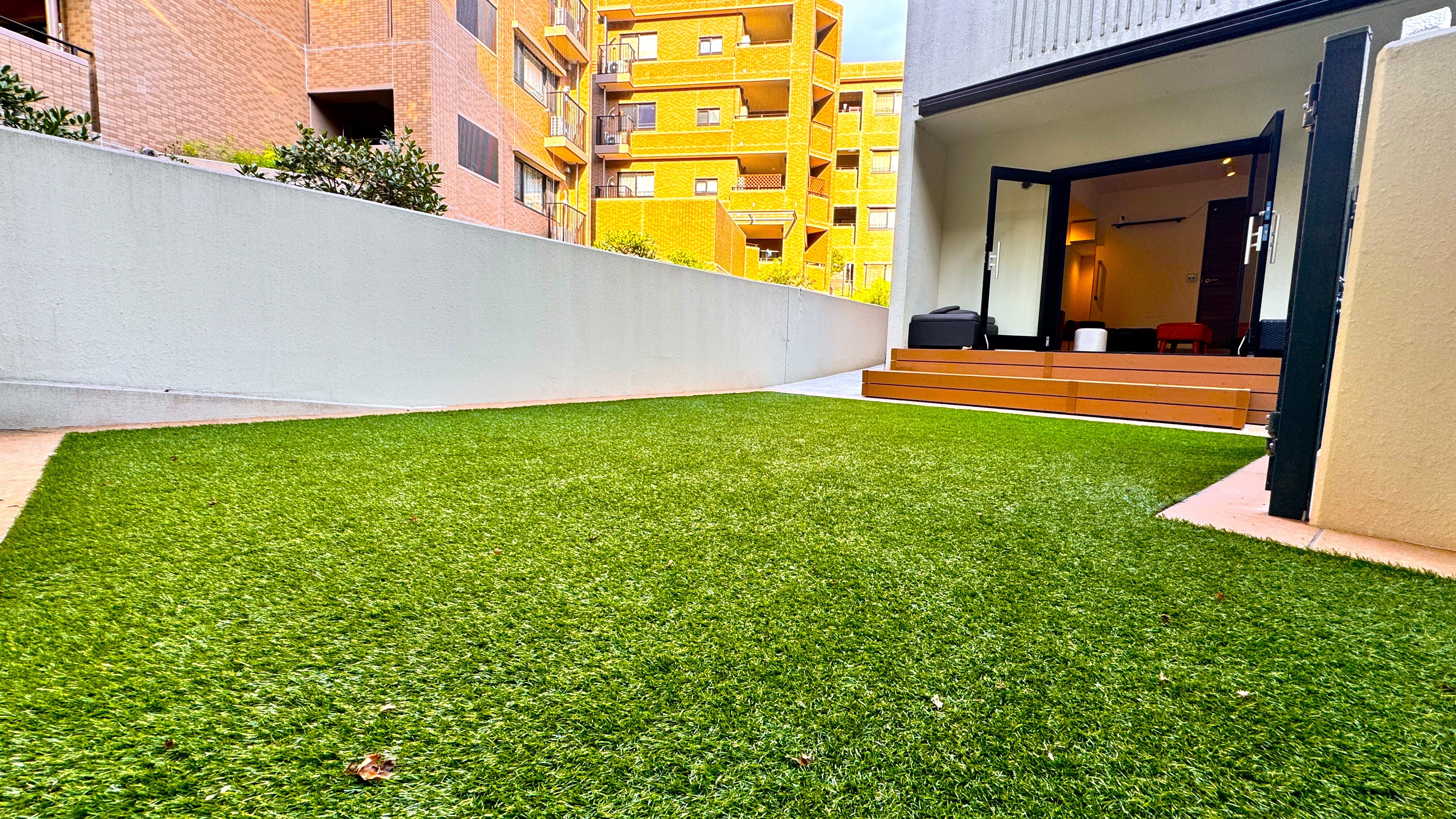 Dog space (outdoors)