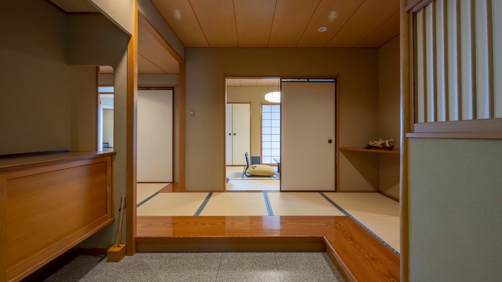 [Panorama Suite with Open-air Observation Bath]