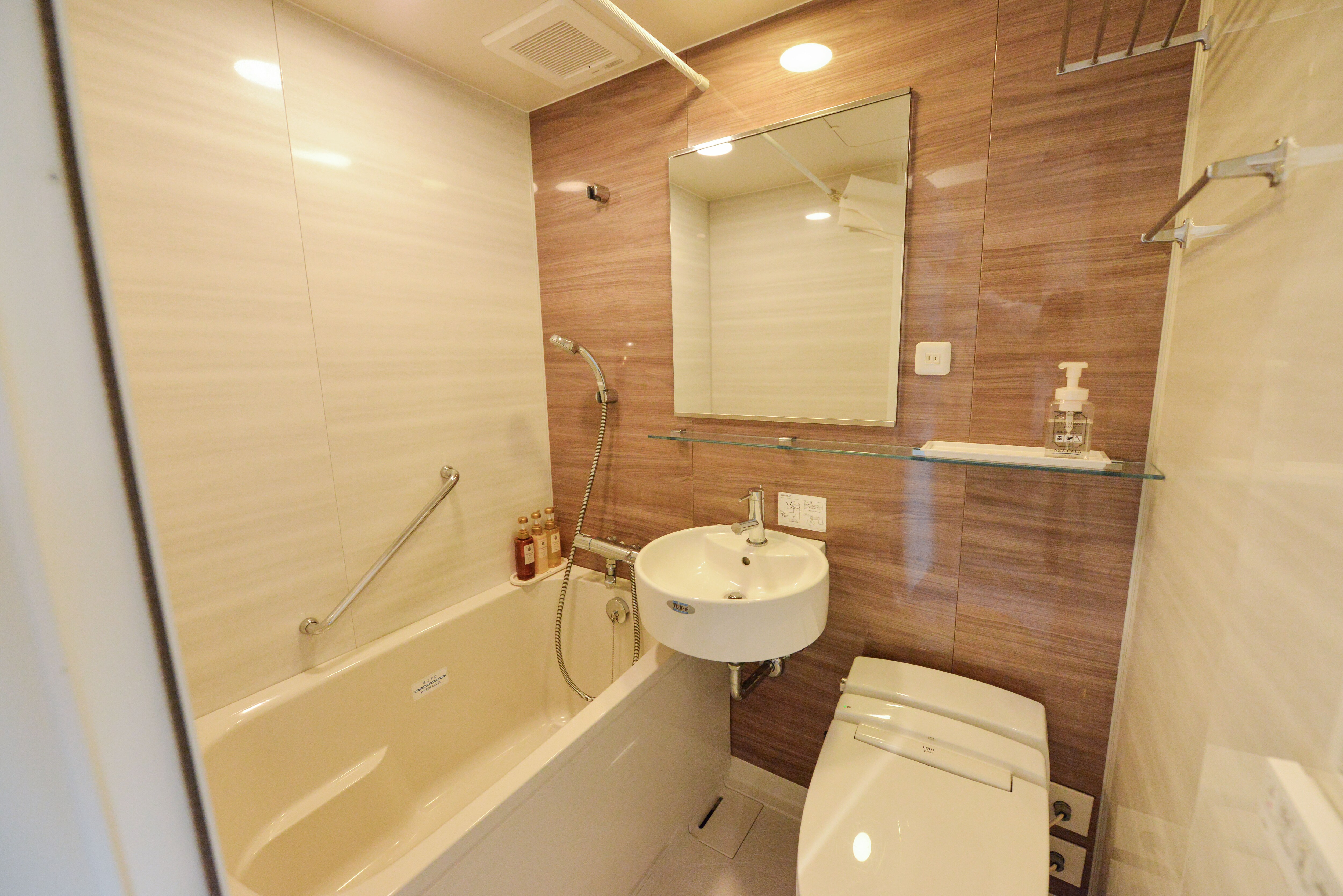 <객실> 리뉴얼 싱글(욕실)