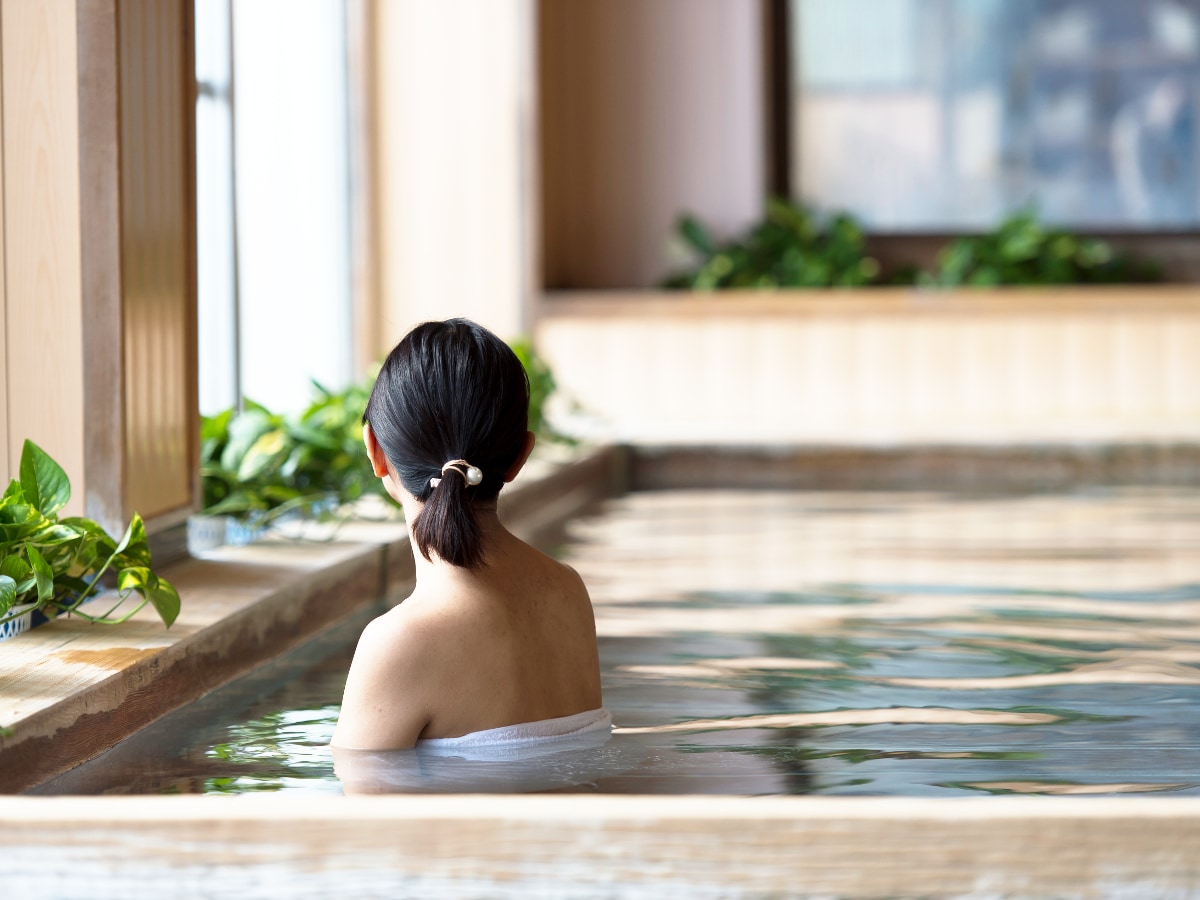 While looking at the sea relaxedly