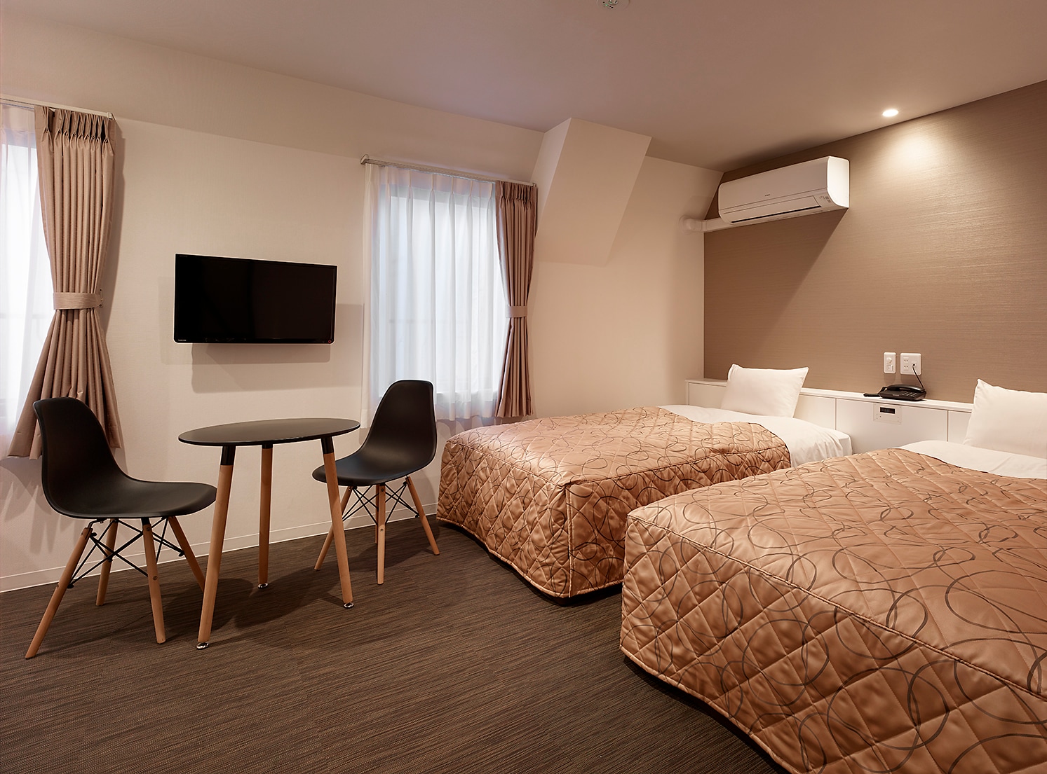 Twin room
