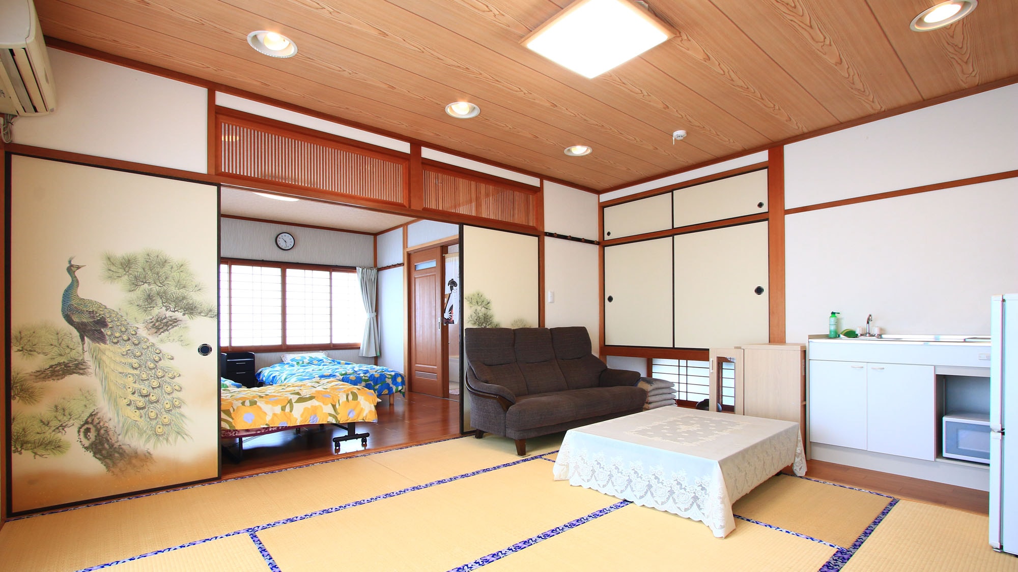 [101] Main building, triple spacious Japanese-Western room (with bathroom and toilet)