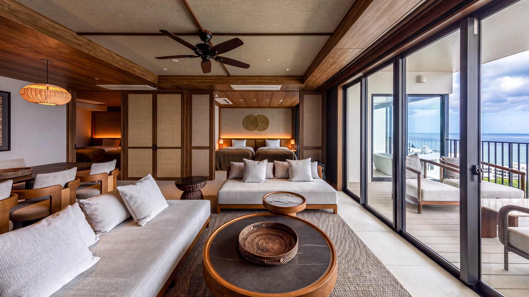 Corner Deluxe Suite
