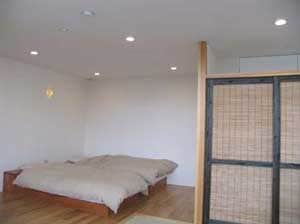 Japanese and Western room dianthus