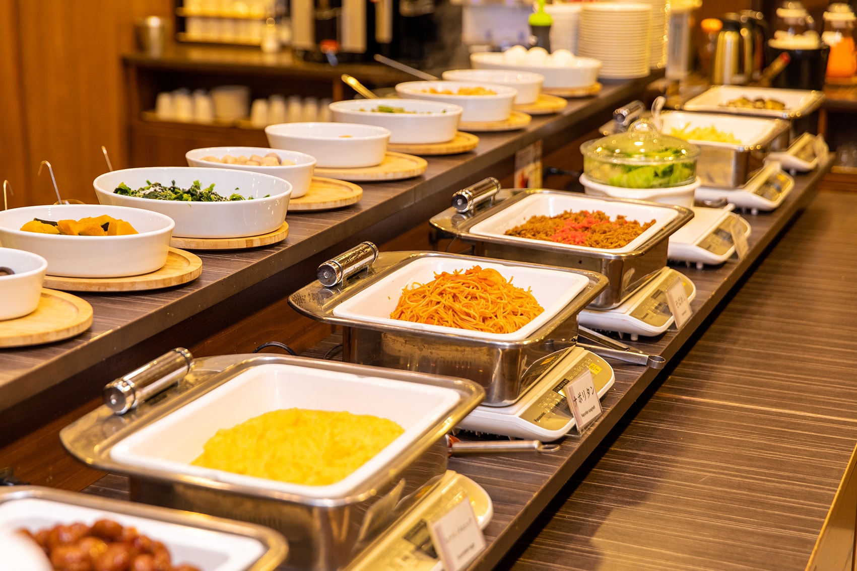 Breakfast buffet 01