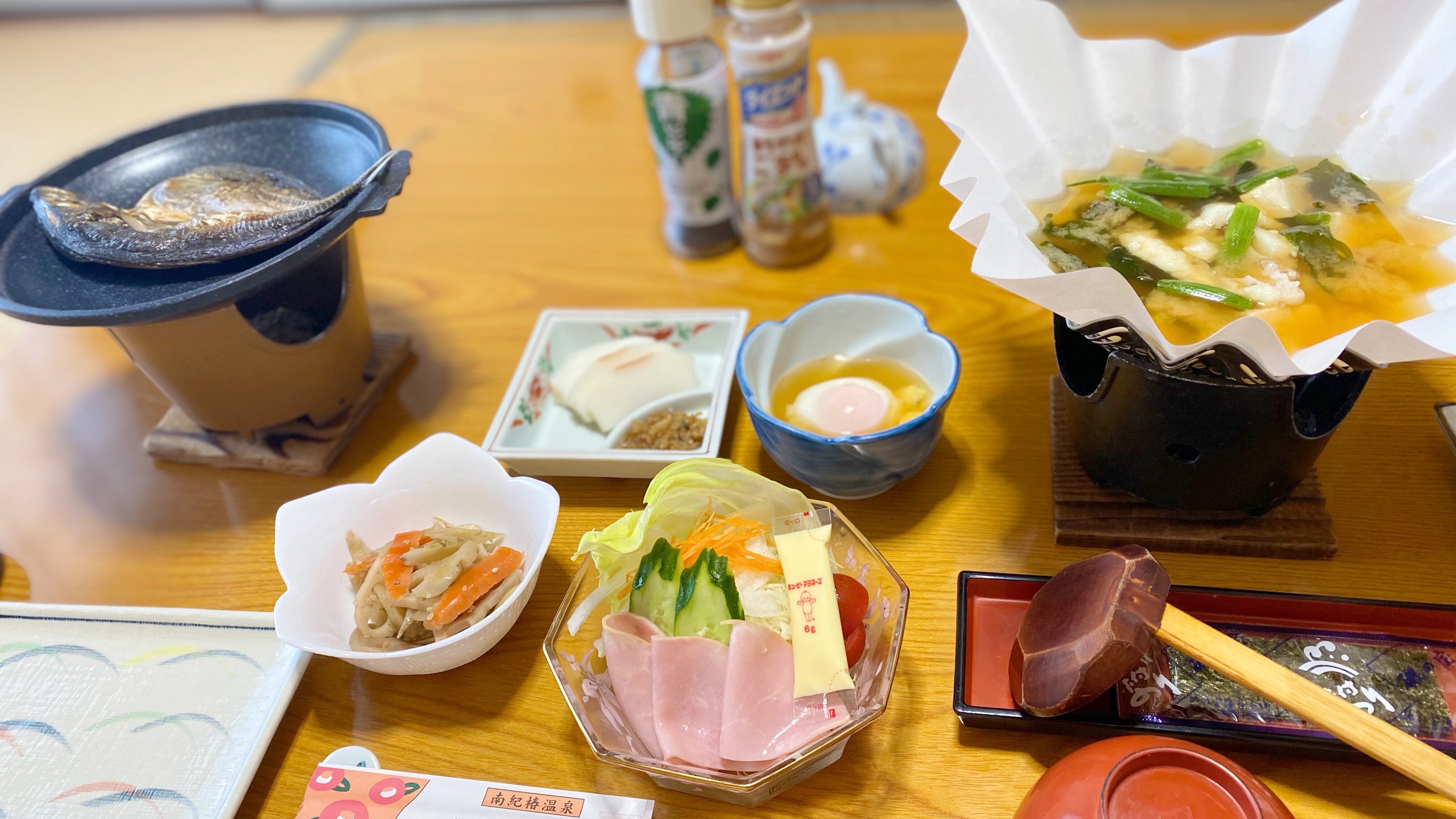 An example of breakfast. A well-balanced Japanese breakfast.