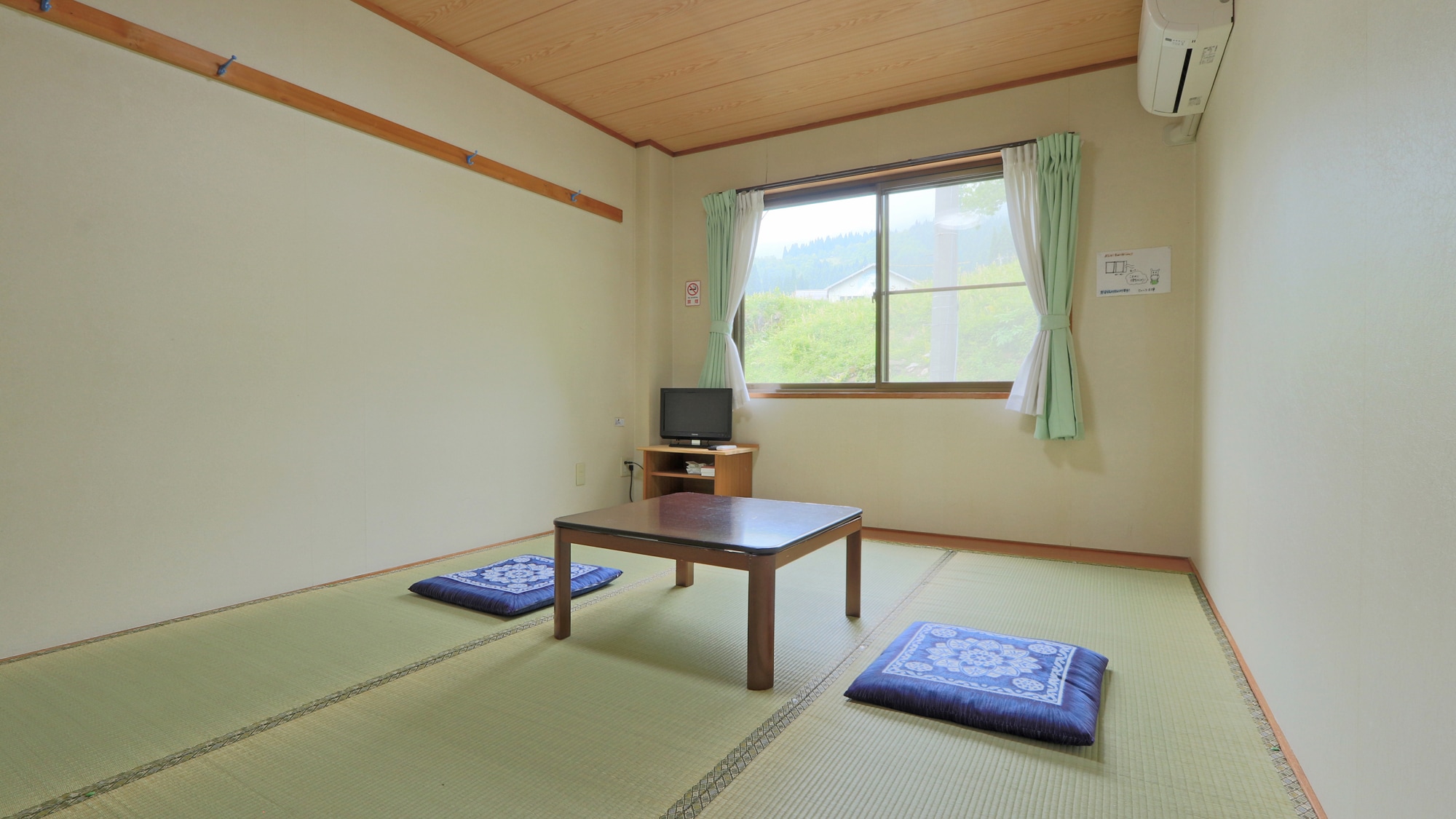 [6 tatami Japanese-style room]