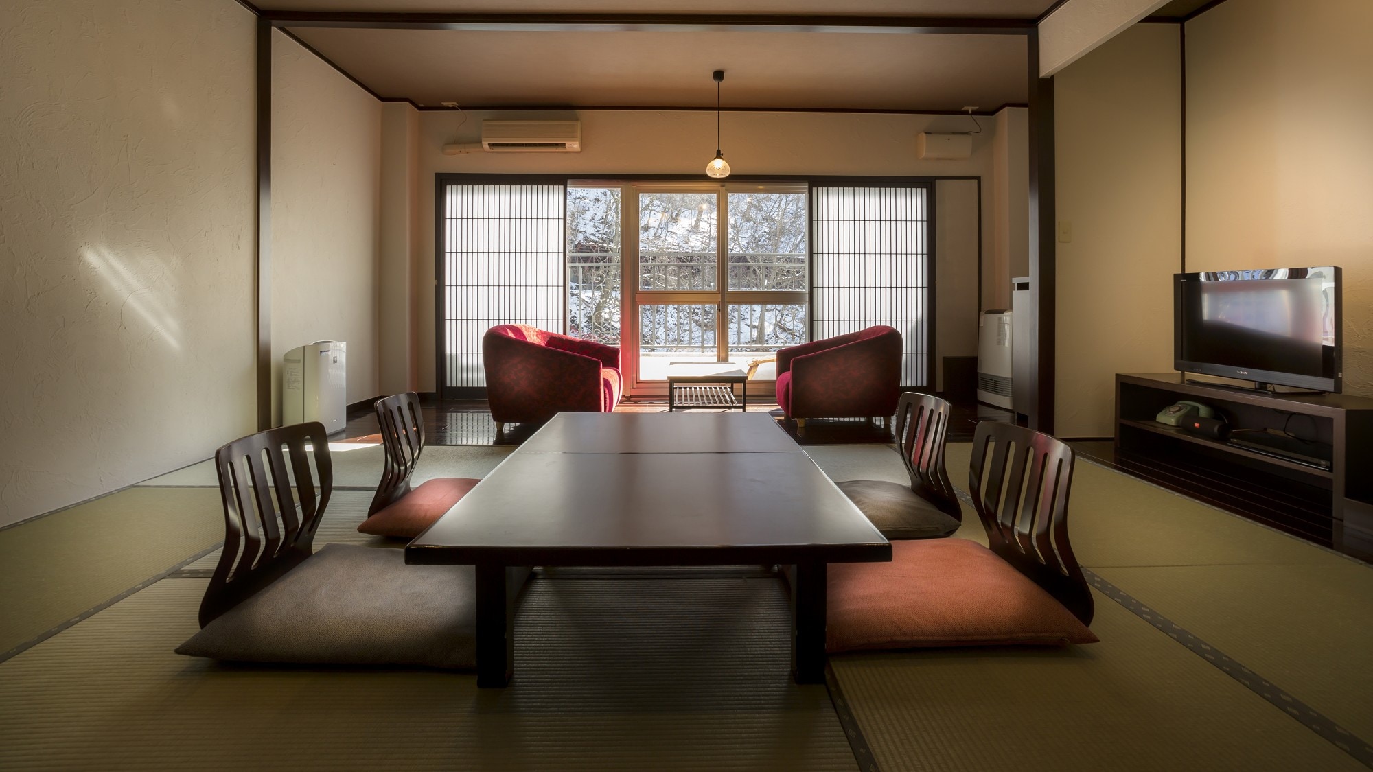 Kamar Sangetsutei/gaya Jepang◆Kamar luas dengan teras yang menghadap alam Tateshina dan aliran gunung