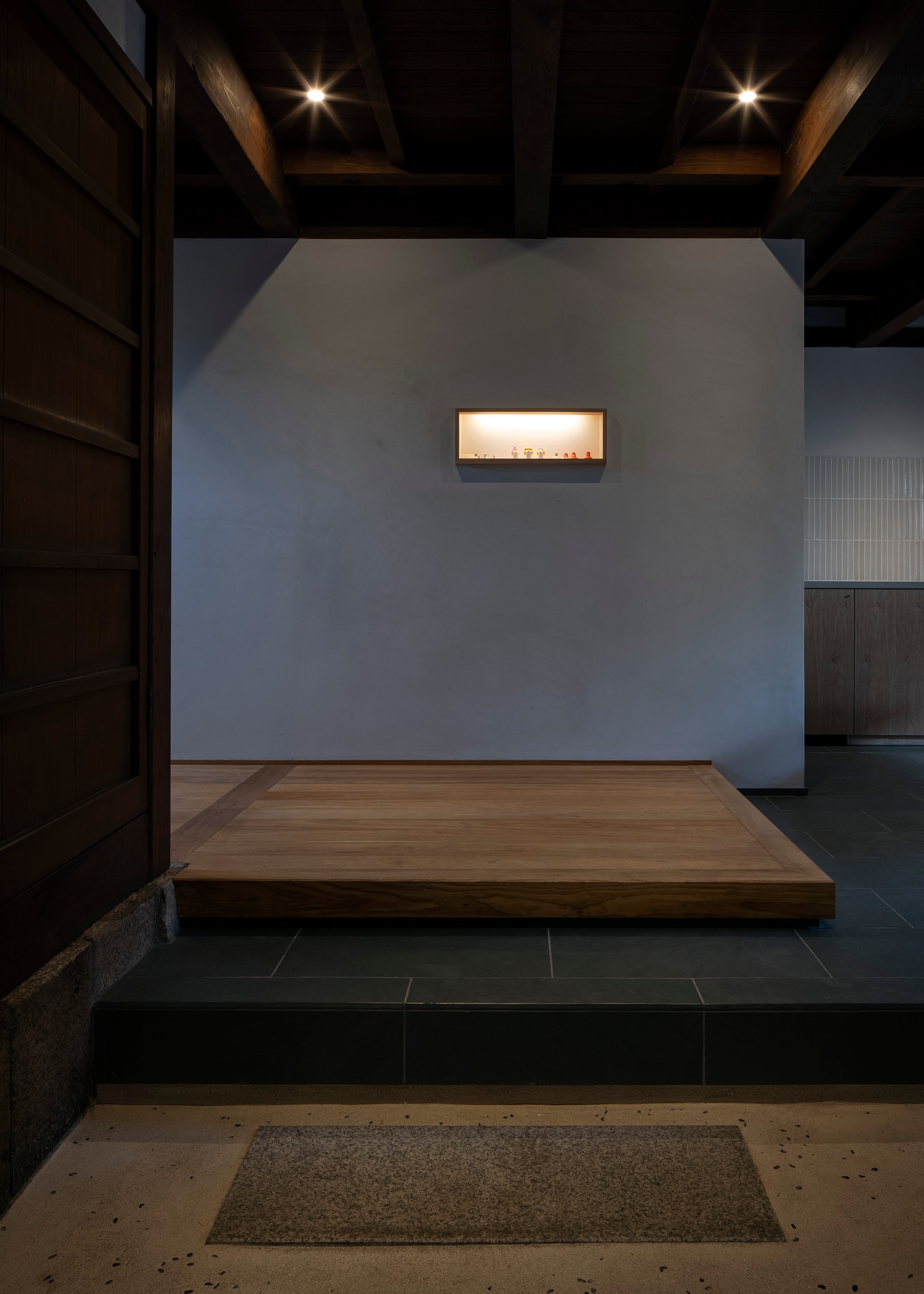 Earthen floor