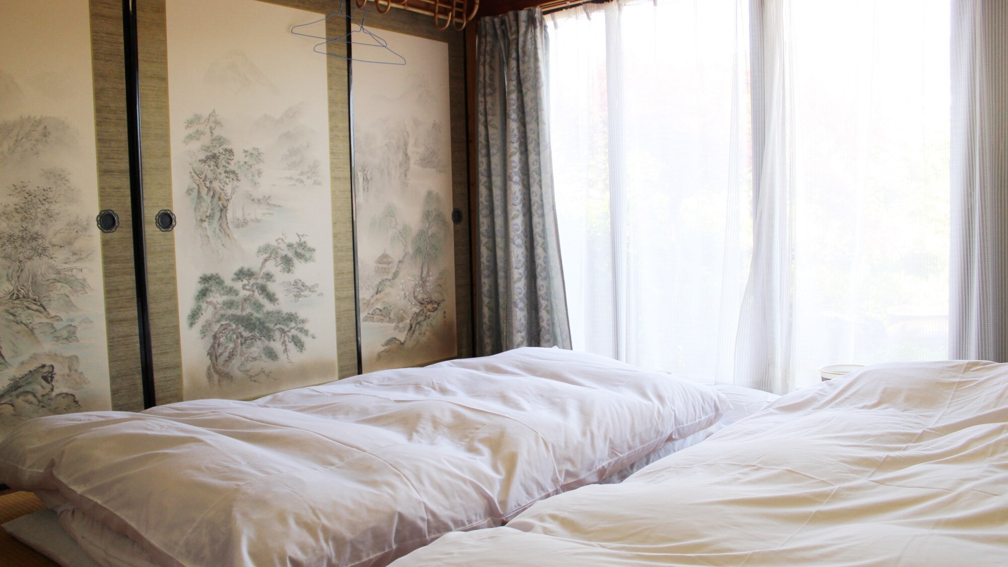 *Example of a Japanese-style room/Relax as if you were back in a country house♪