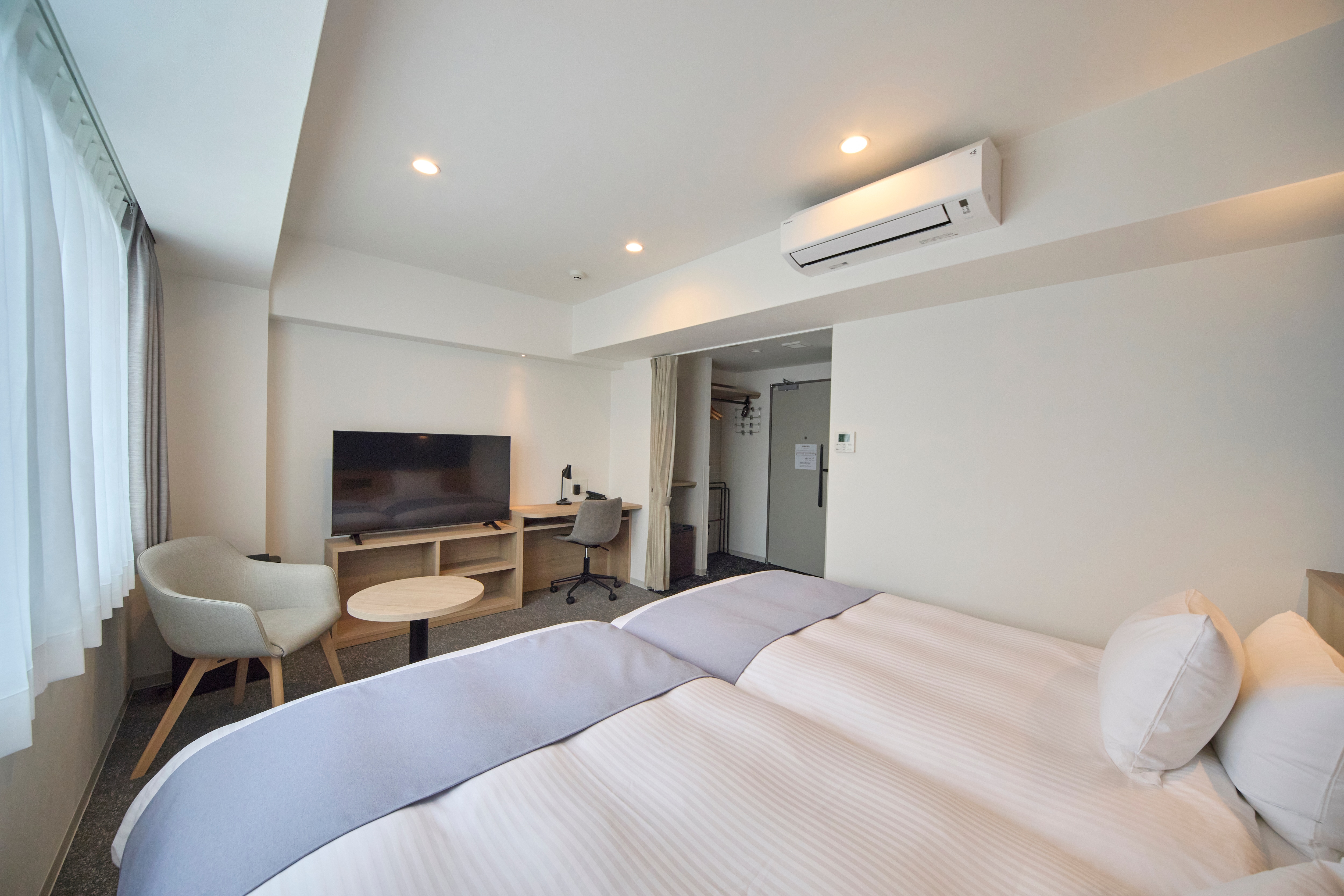 Non-smoking Twin Room | 20m² | Simmons beds, 120cm wide x 2