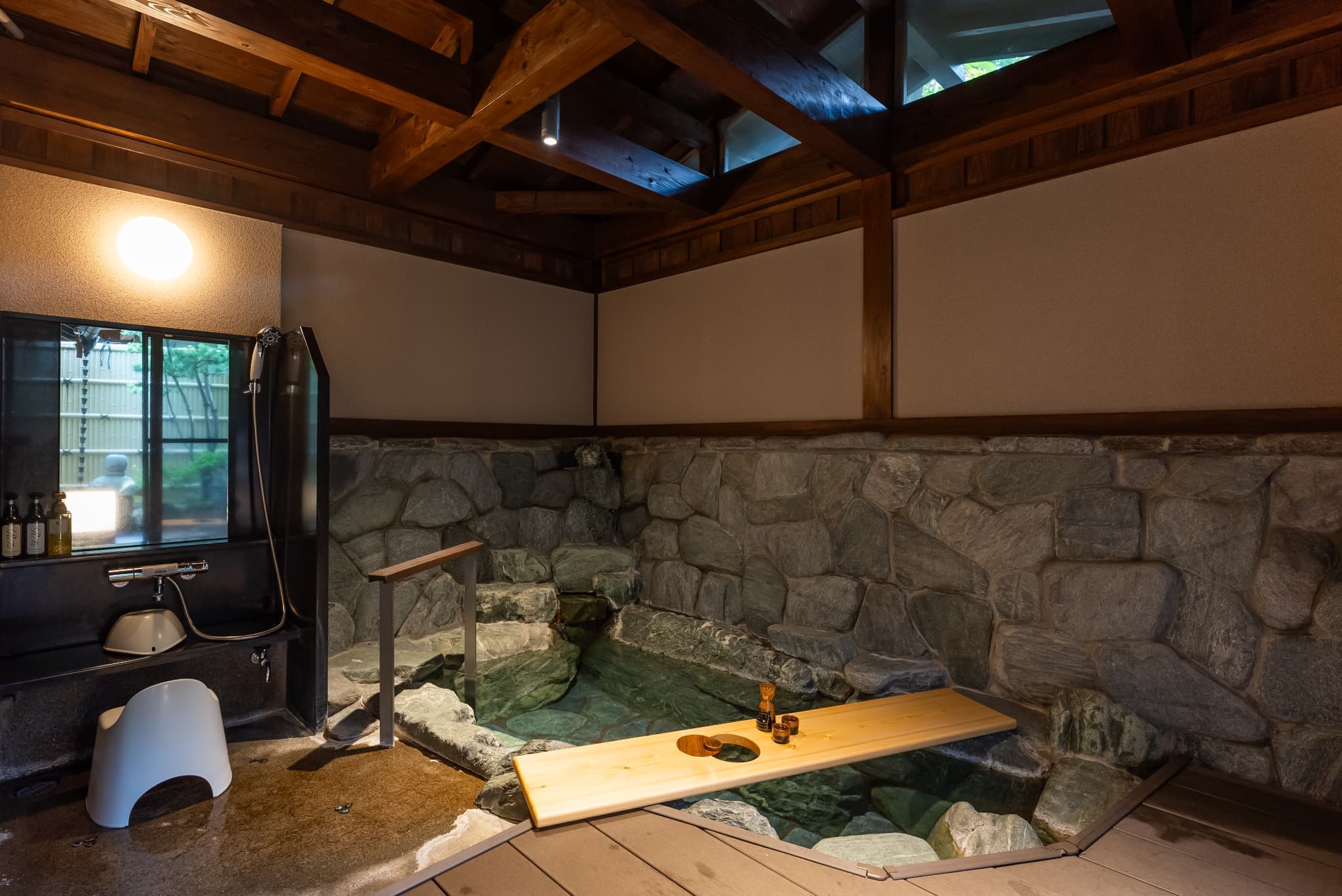 Compact room with semi-open-air bath [Yuzenan] New guest room available in July 2024