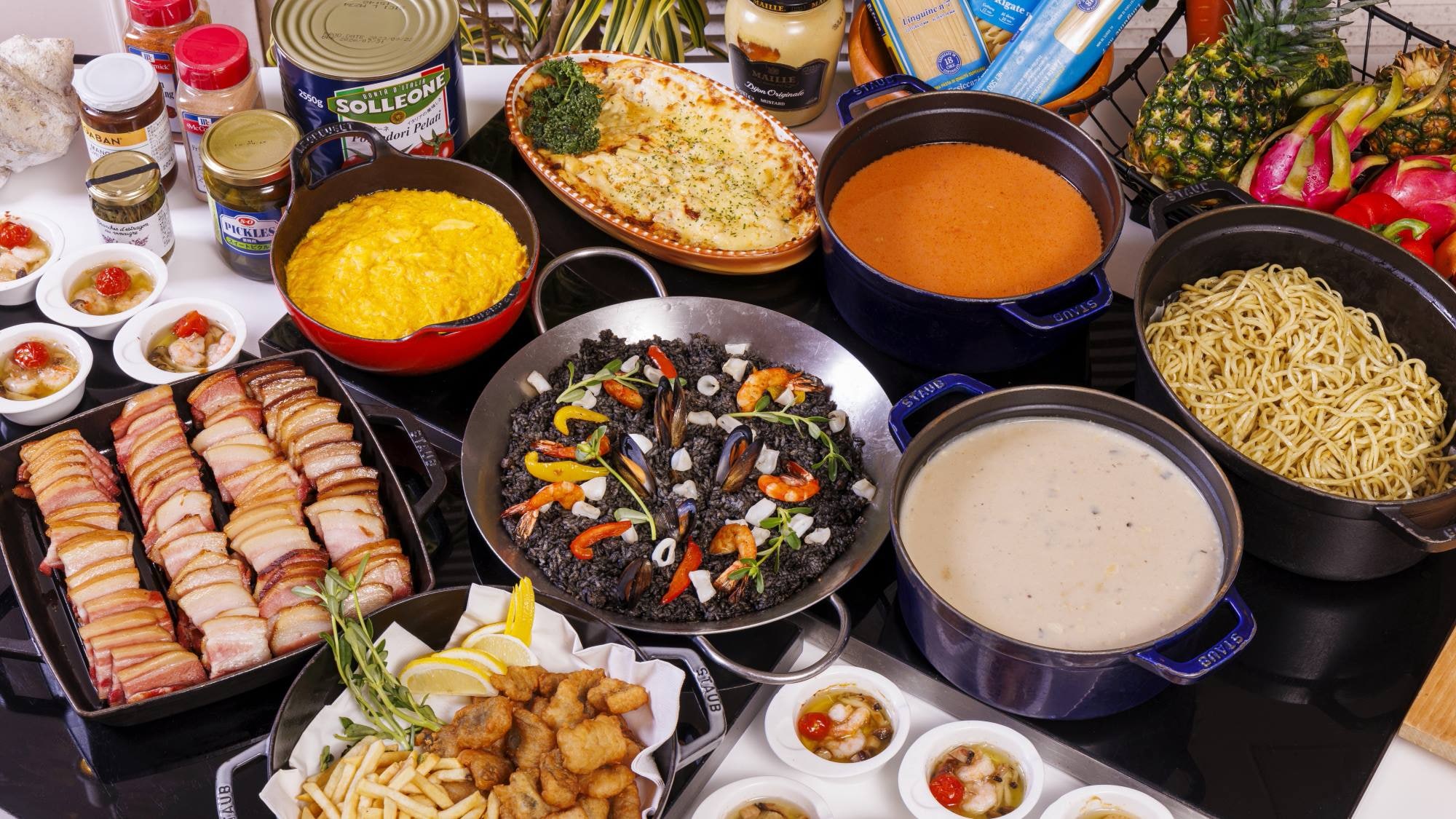 [Shigira Turtle Bay (Breakfast example)] A buffet with over 30 types of ingredients carefully selected from local sources and with a focus on freshness