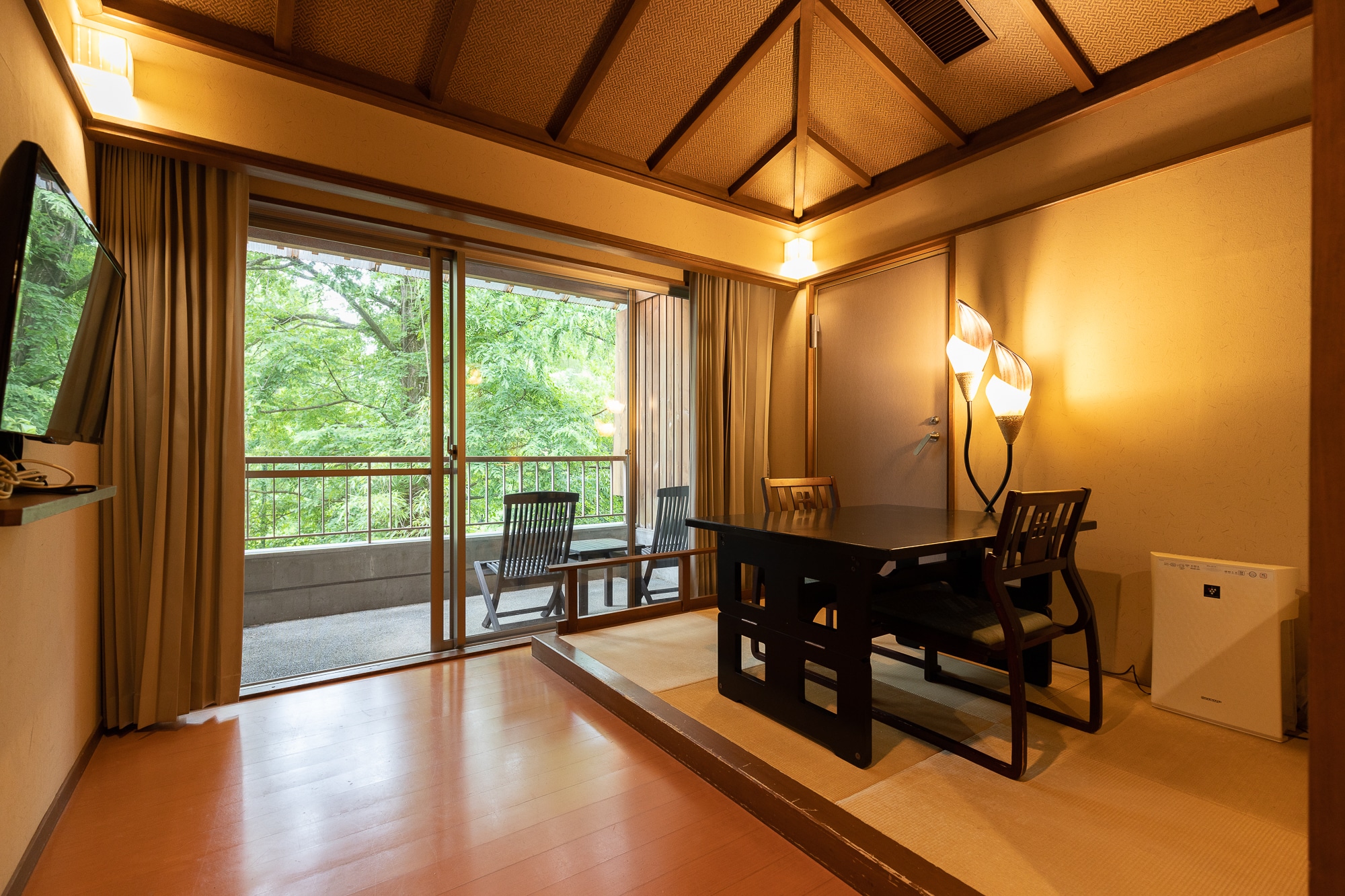 Wheelchair accessible guest room with open-air bath [Bali-style room]